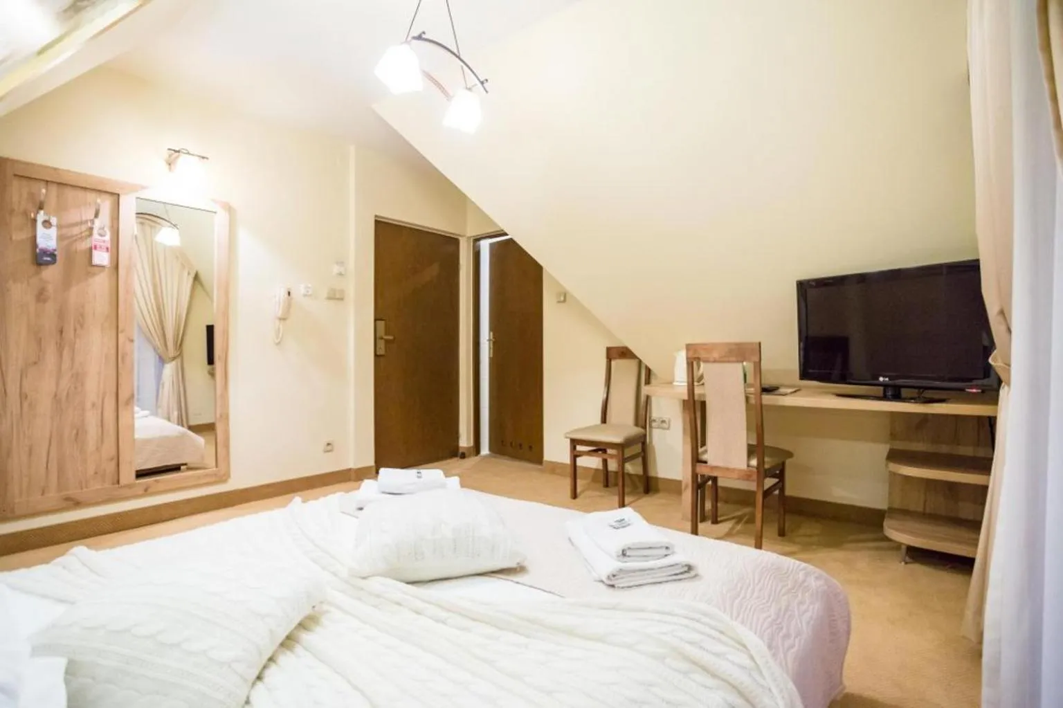 Bed in Ośrodek FIAN Zakopane - noclegi i konferencje w centrum