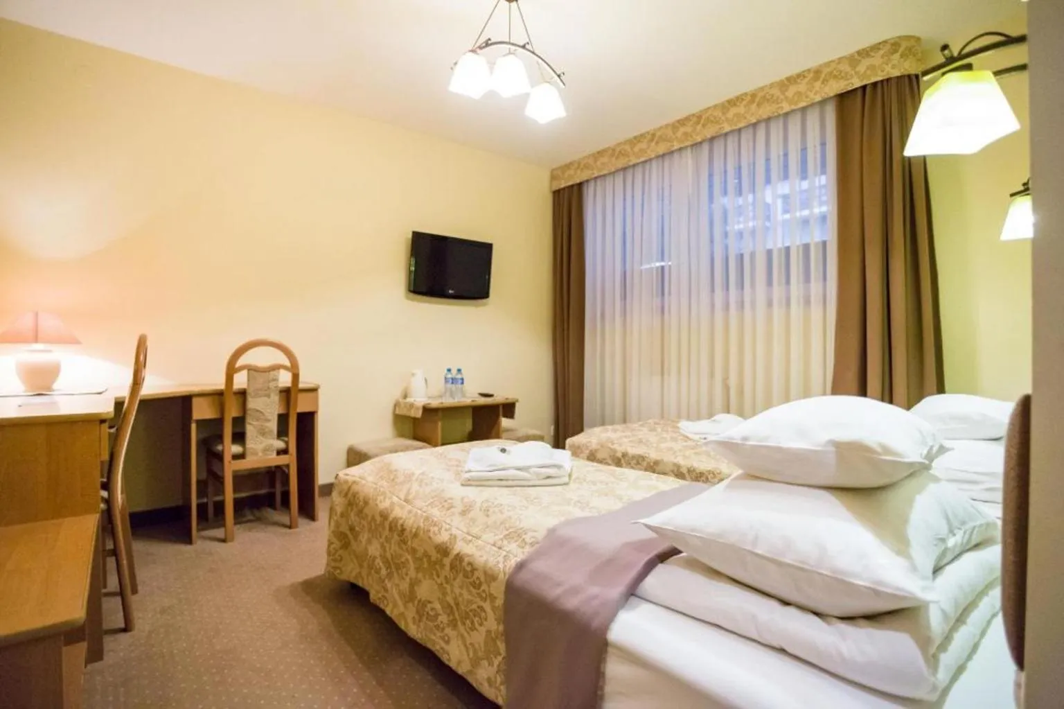 Bed in Ośrodek FIAN Zakopane - noclegi i konferencje w centrum