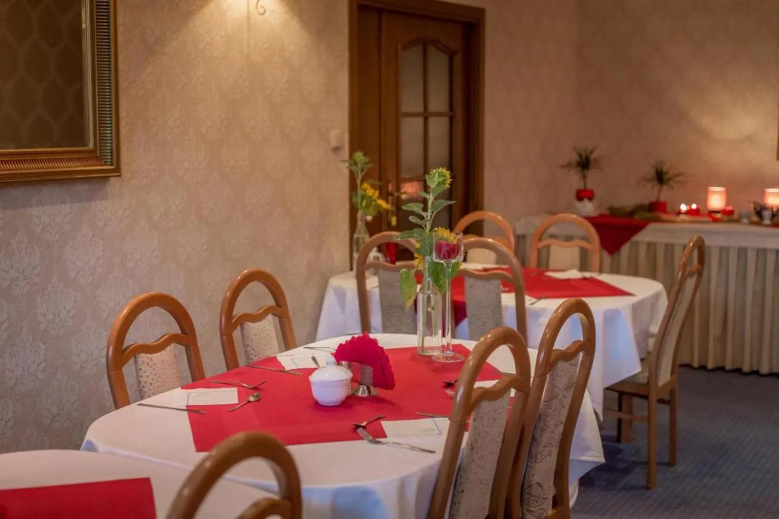 Restaurant/places to eat in Ośrodek FIAN Zakopane - noclegi i konferencje w centrum