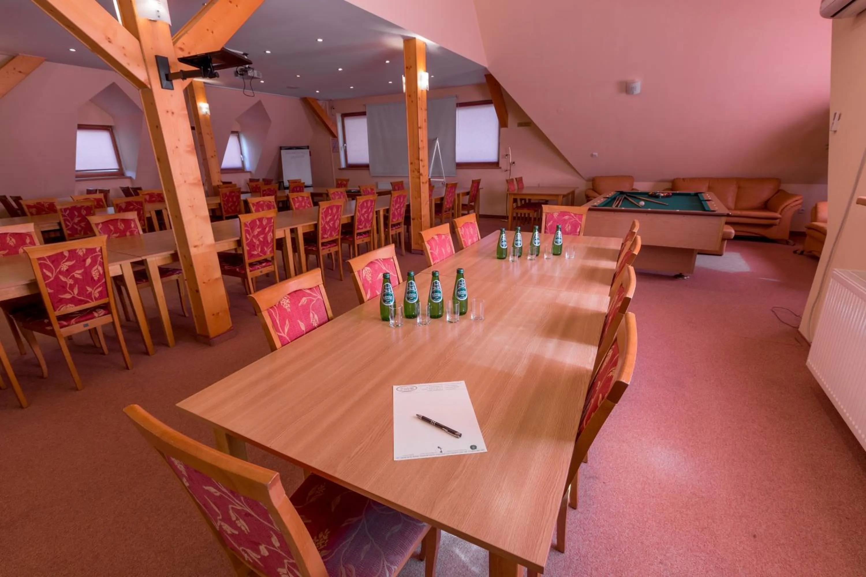 Meeting/conference room in Ośrodek FIAN Zakopane - noclegi i konferencje w centrum