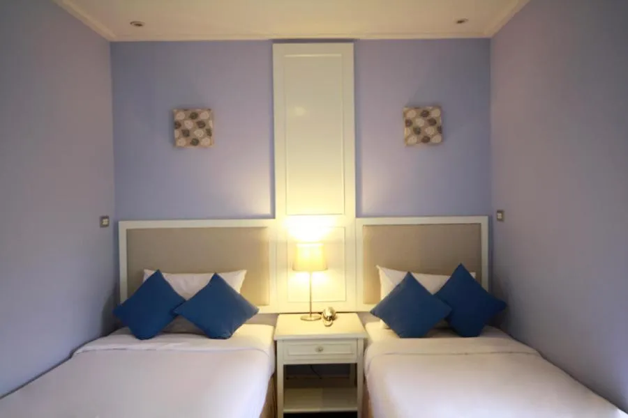 Bedroom, Bed in Hotel Alley