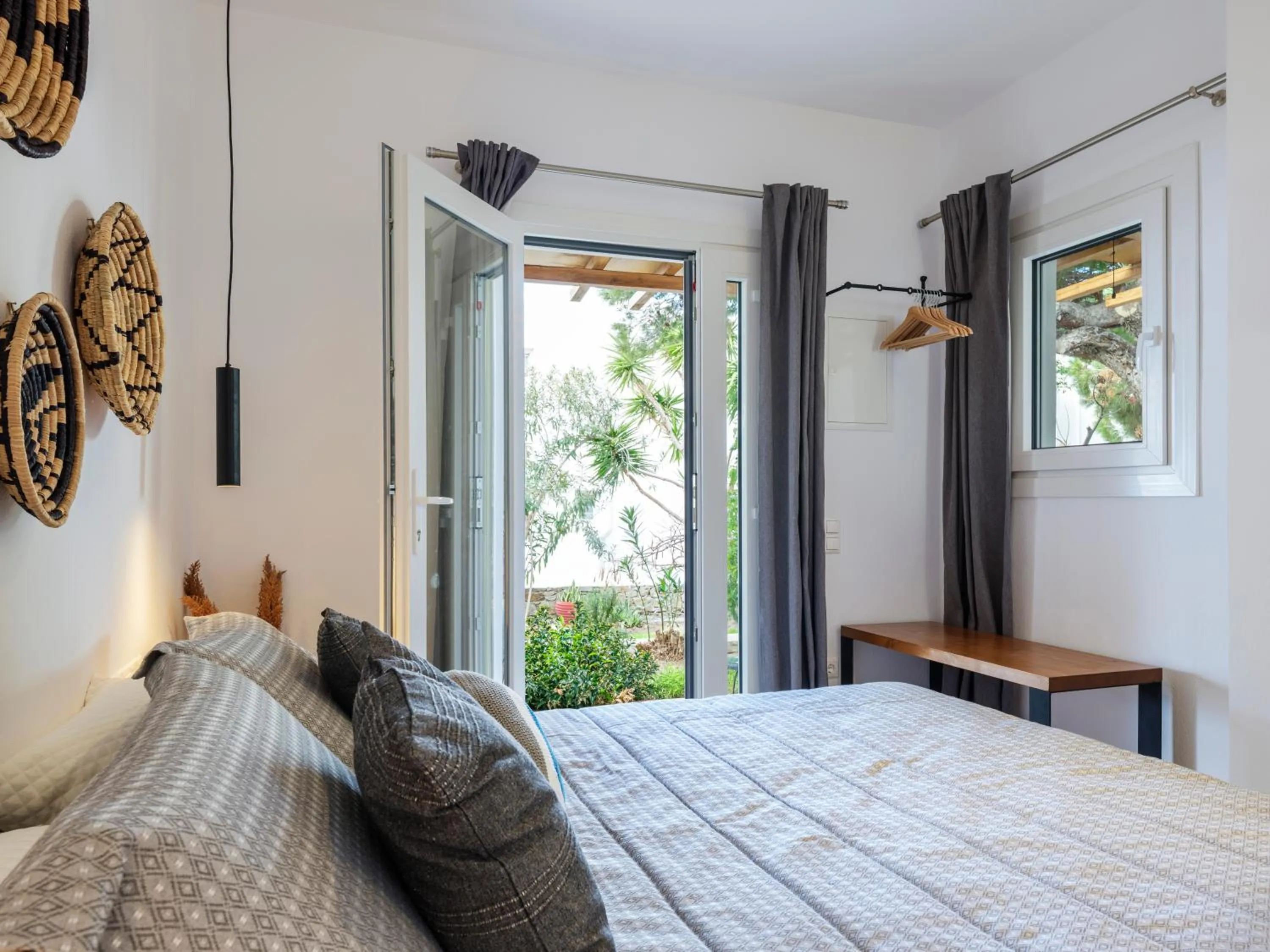 Secret Garden Apartments