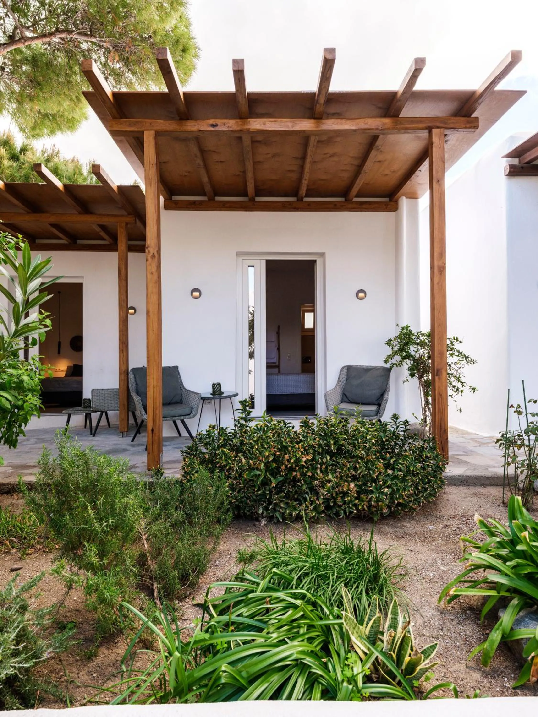Secret Garden Apartments