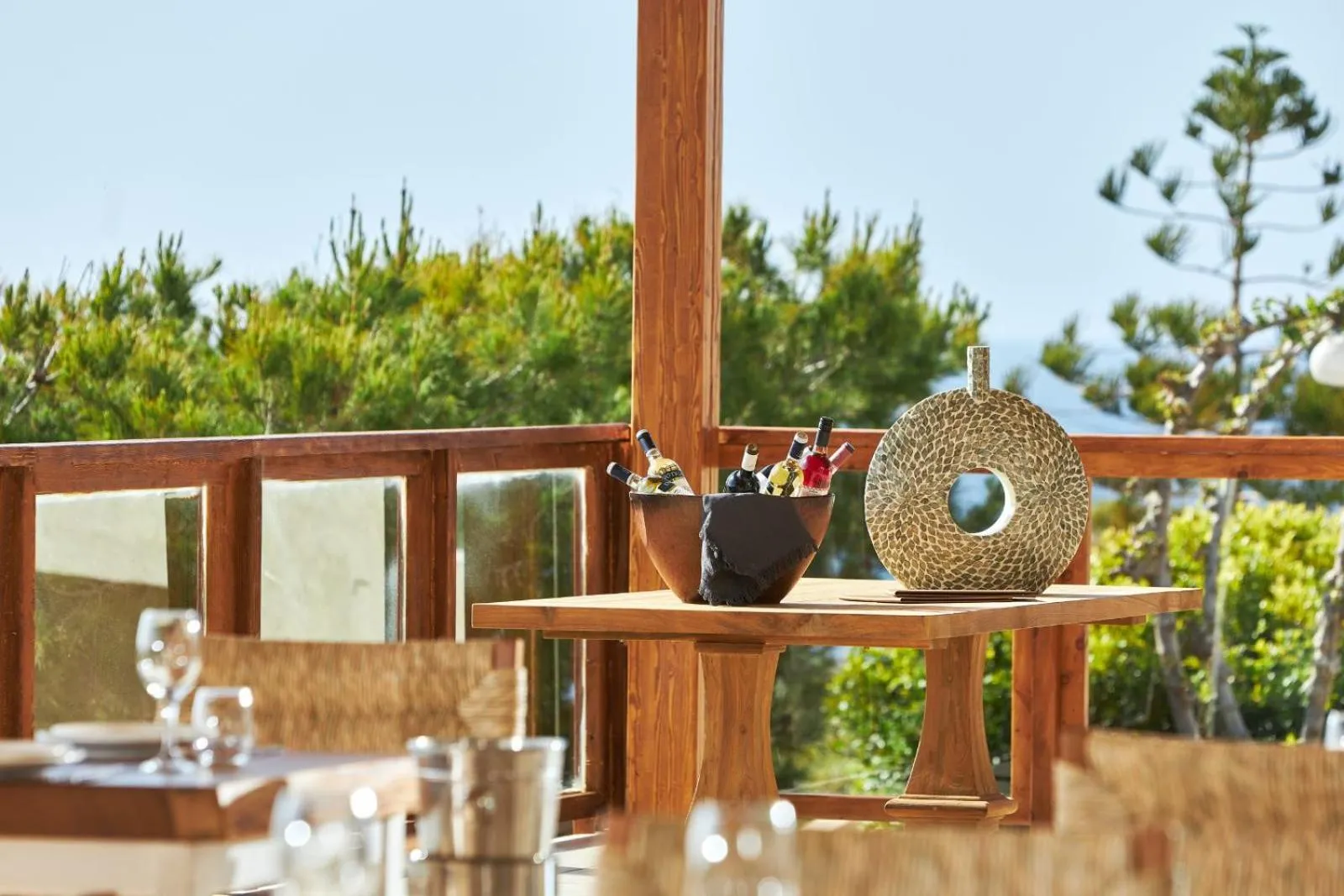 Restaurant/places to eat in Vasia Sea Retreat