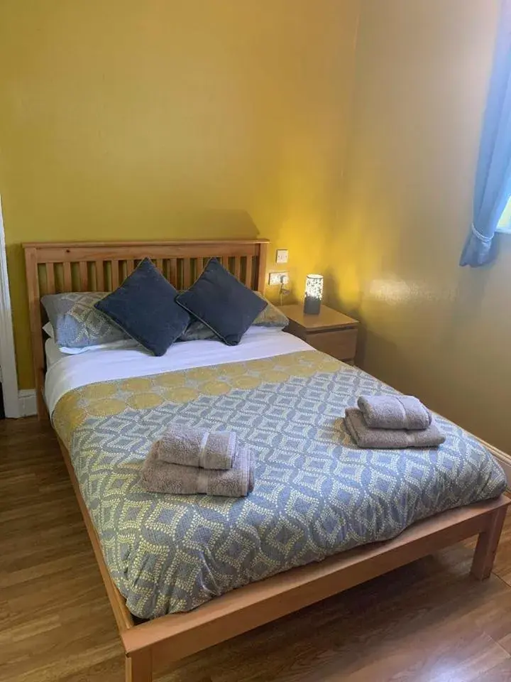 Double Room with Private Bathroom - single occupancy in Central Hotel Double Room with Private Bathroom - single occupancy in Central Hotel