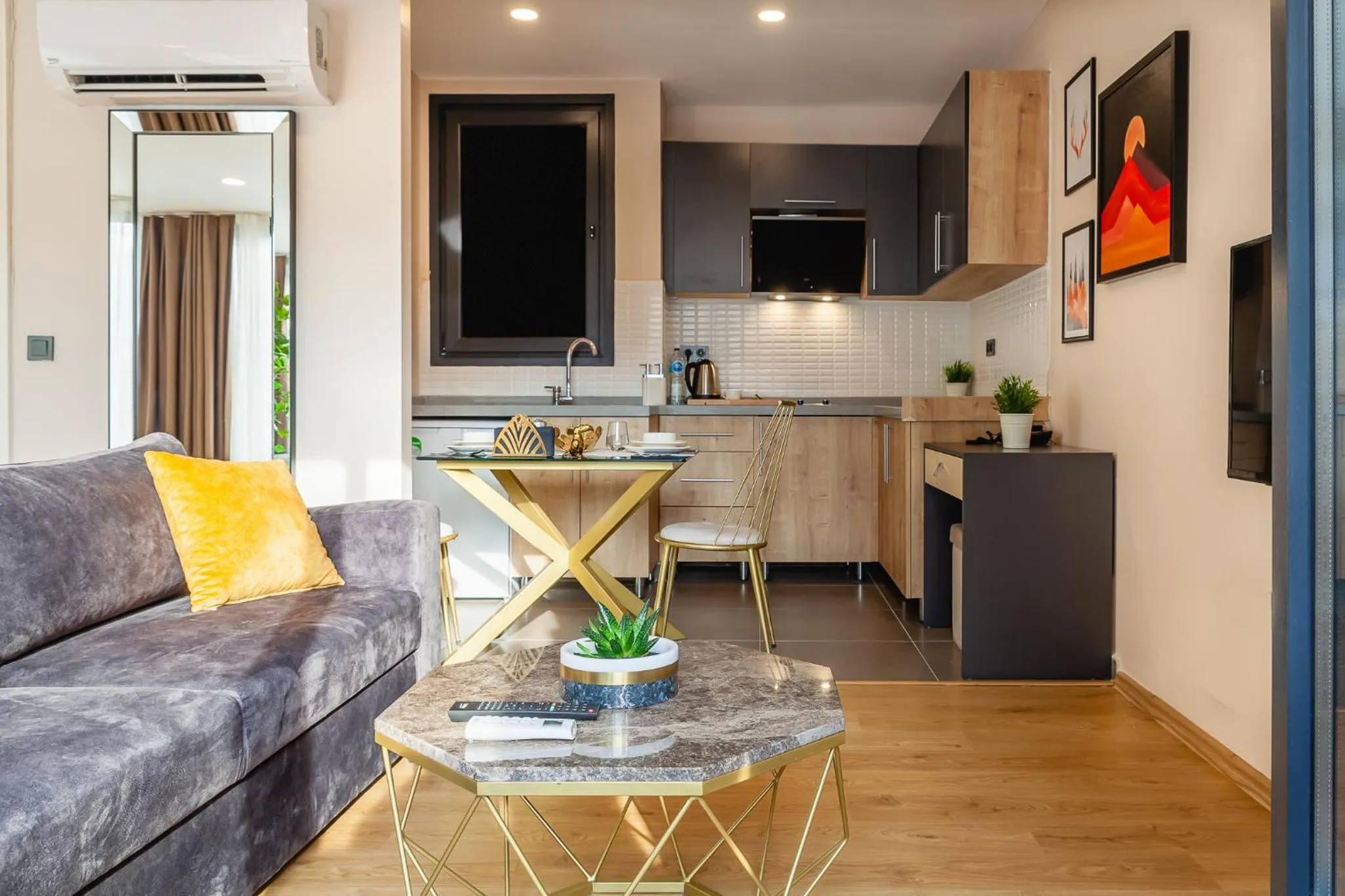 Living room in Norah Suites Hotel İstanbul