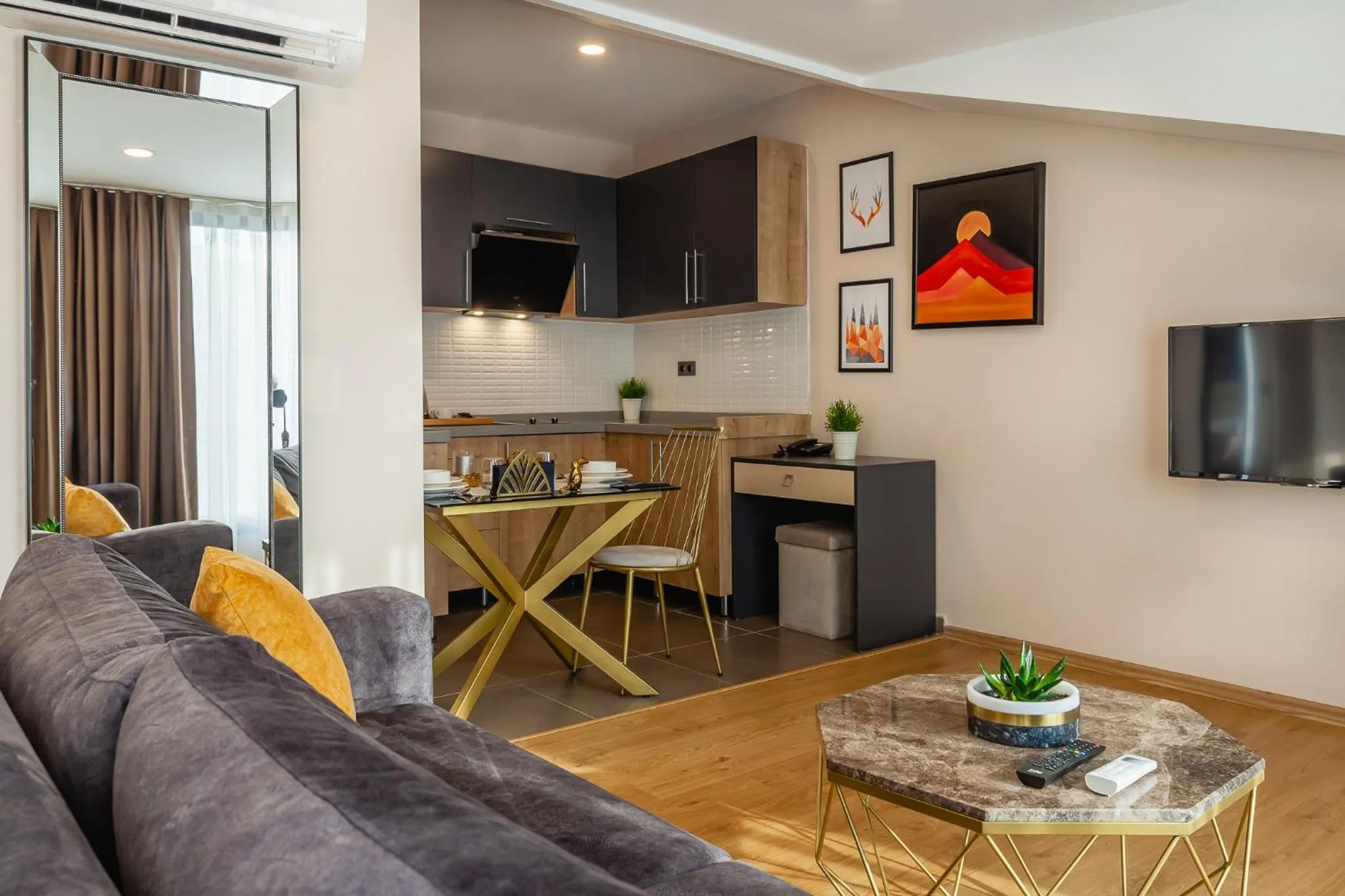 Kitchen or kitchenette in Norah Suites Hotel İstanbul