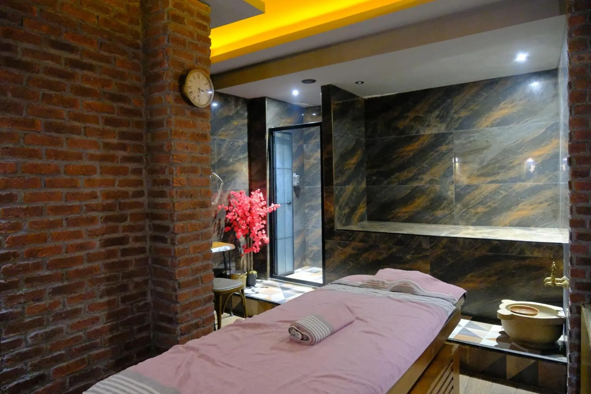 Massage in Kayıbeyi Hotel & Restaurant