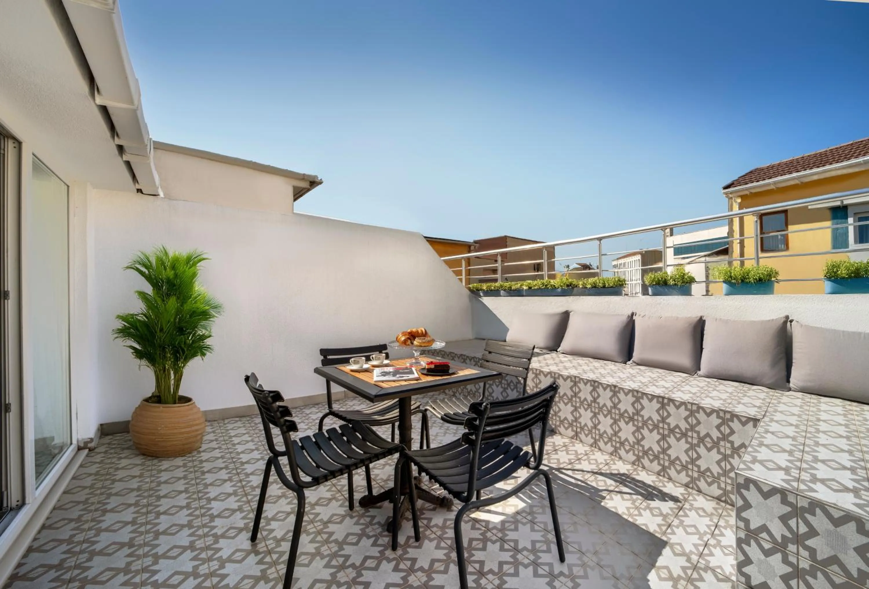 Balcony/Terrace in Orka Taksim Apart Hotel