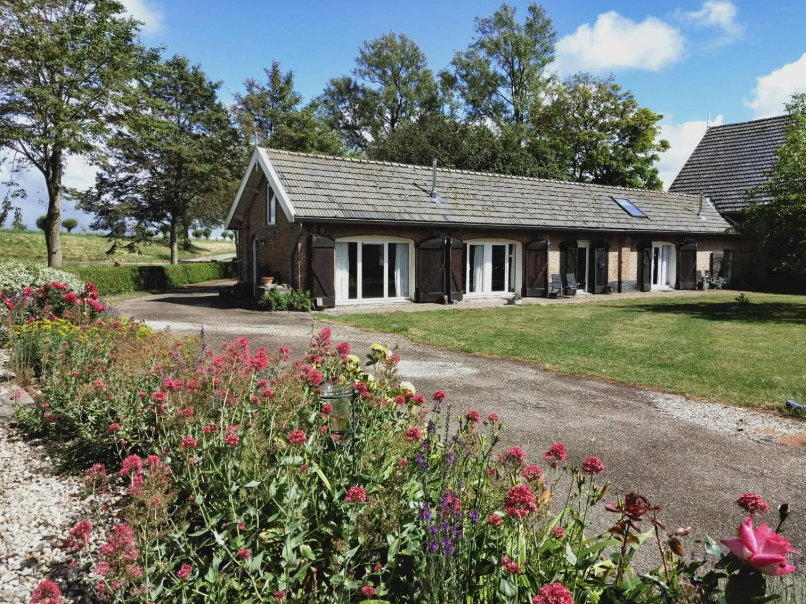 Property building in Hofstede 's Gravenhoek