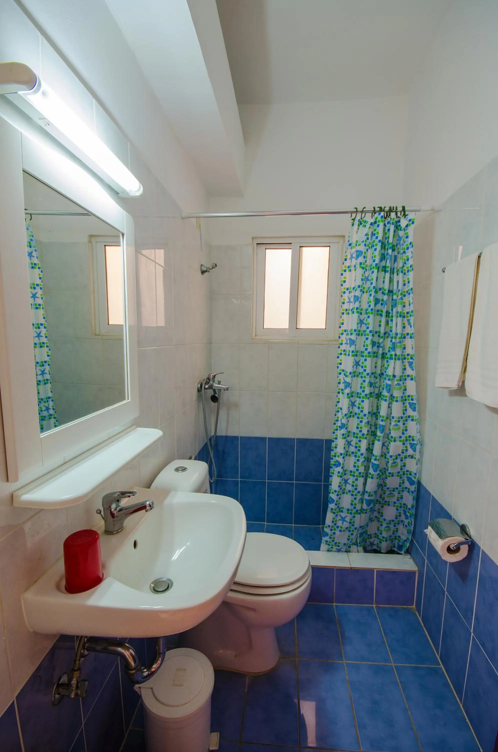 Bathroom in Olympia Hotel