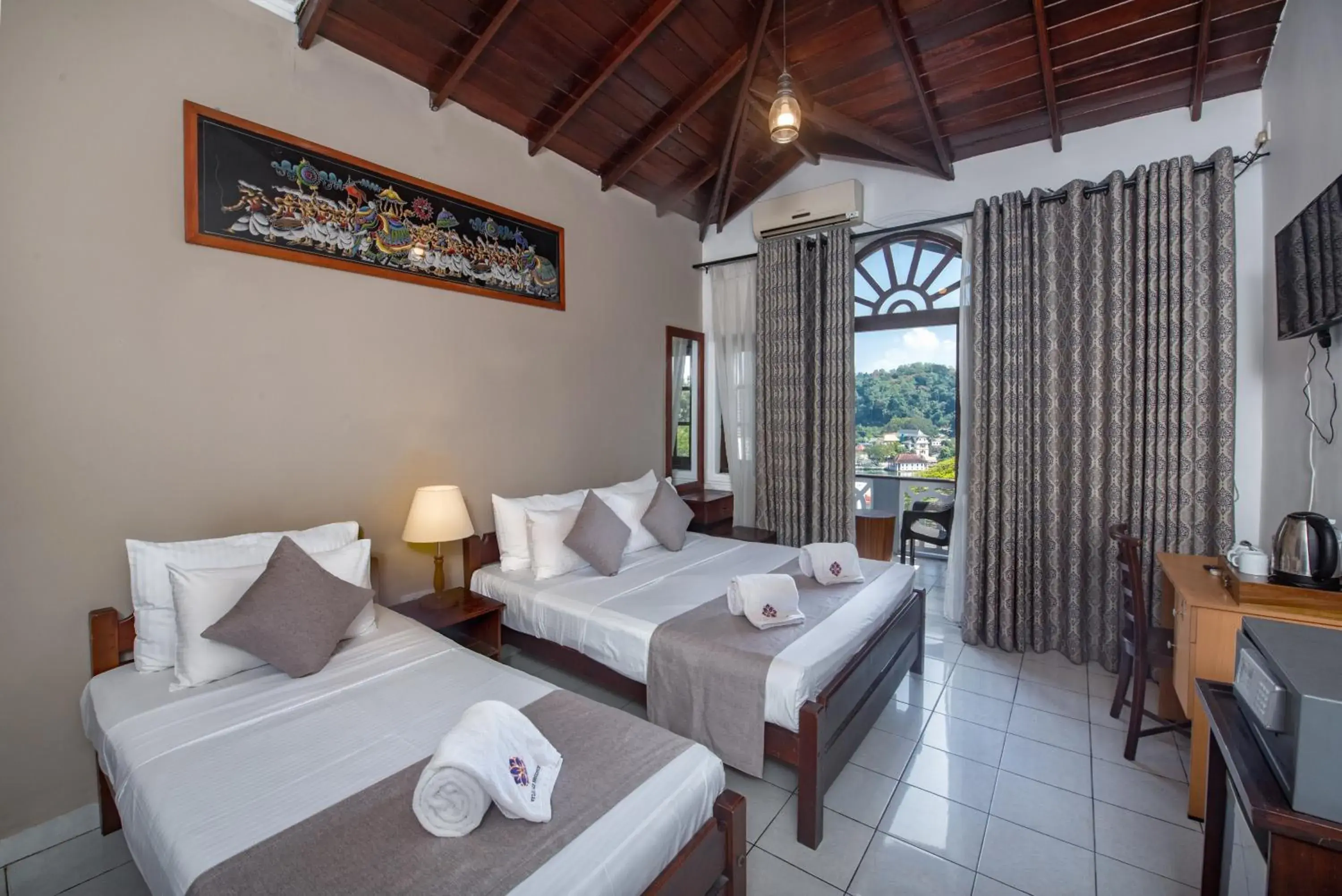 Photo of the whole room, Bed in Ceyloni Lake Residency Photo of the whole room, Bed in Ceyloni Lake Residency