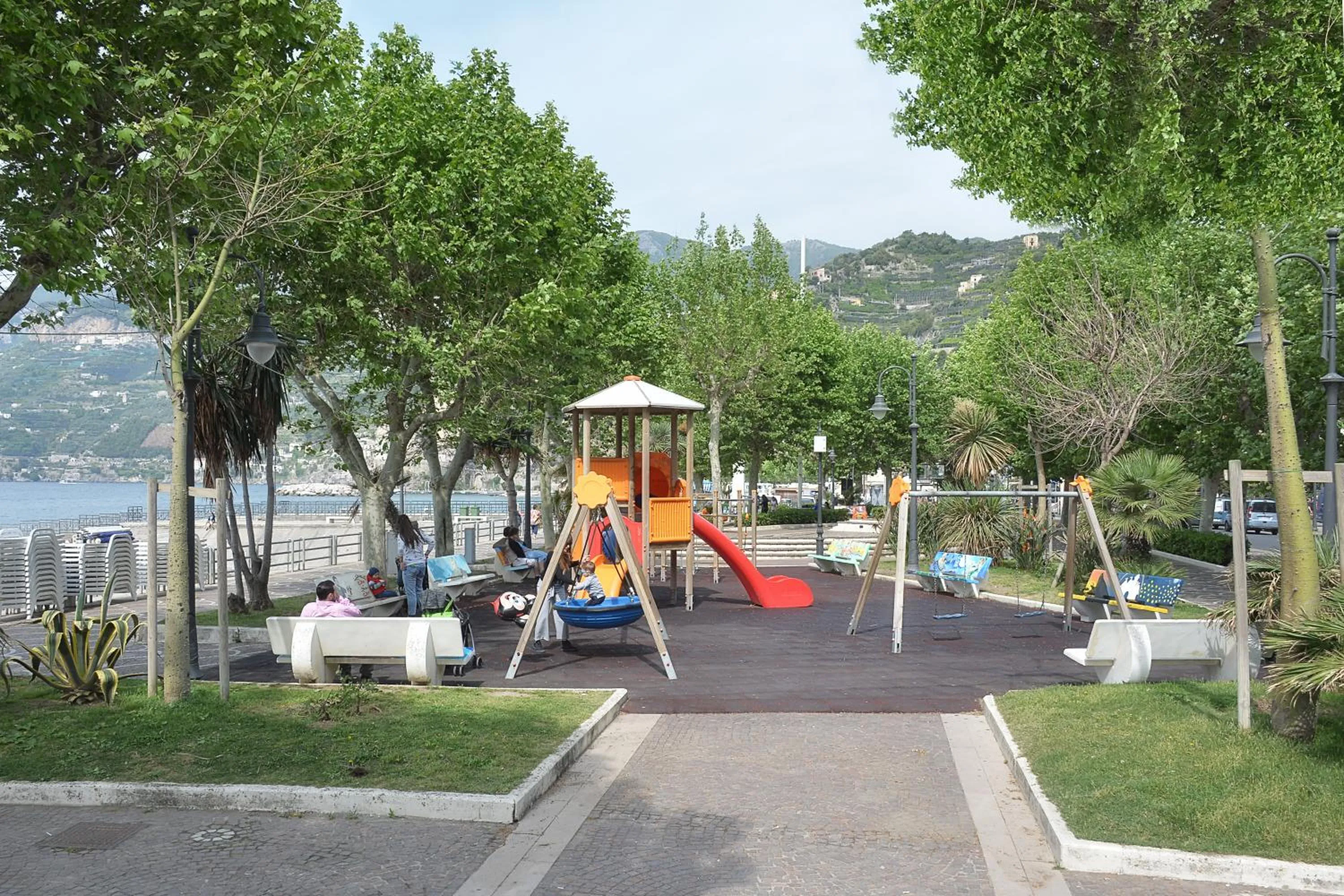 Children play ground in La Kenzia Casa Vacanze