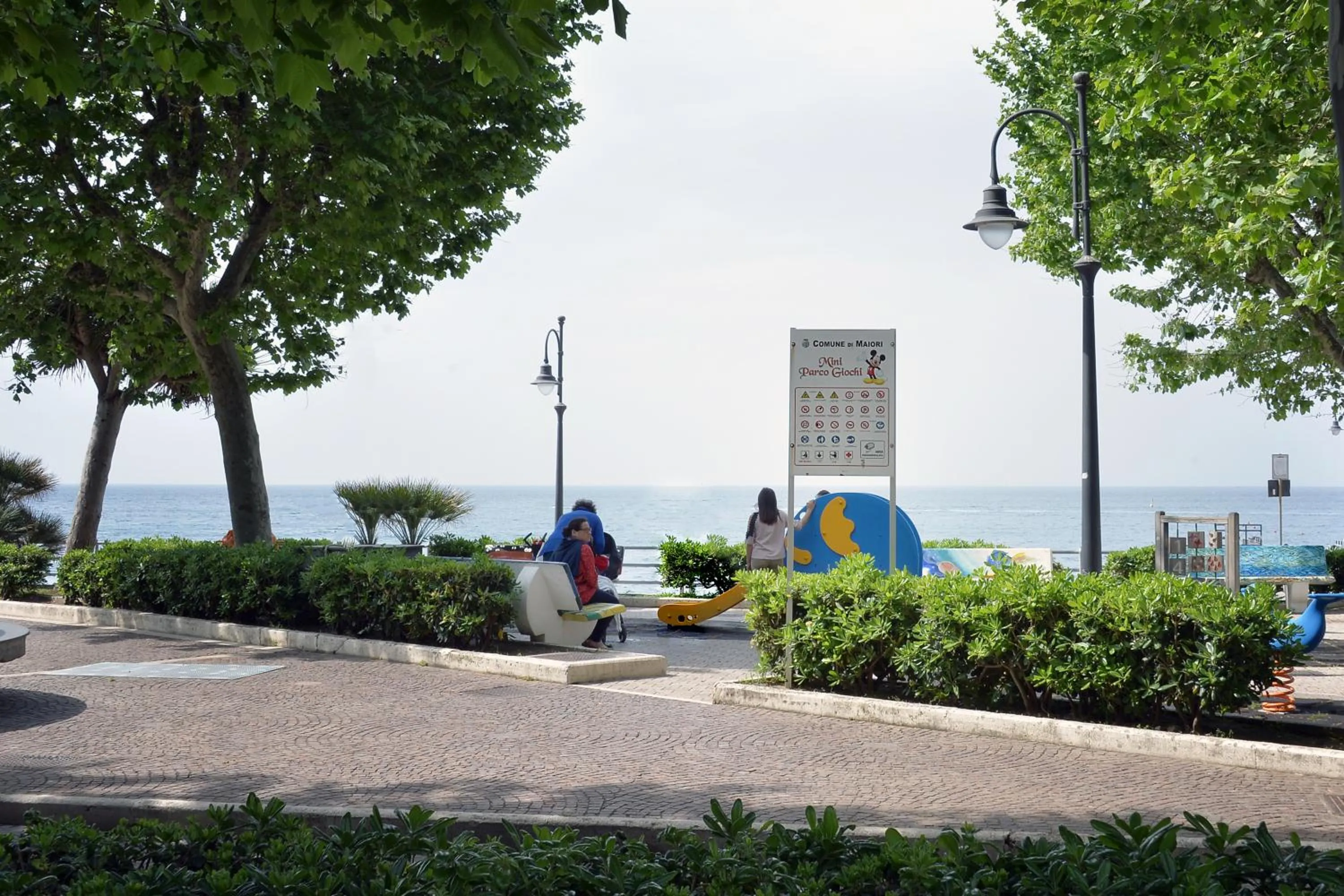 Children play ground in La Kenzia Casa Vacanze