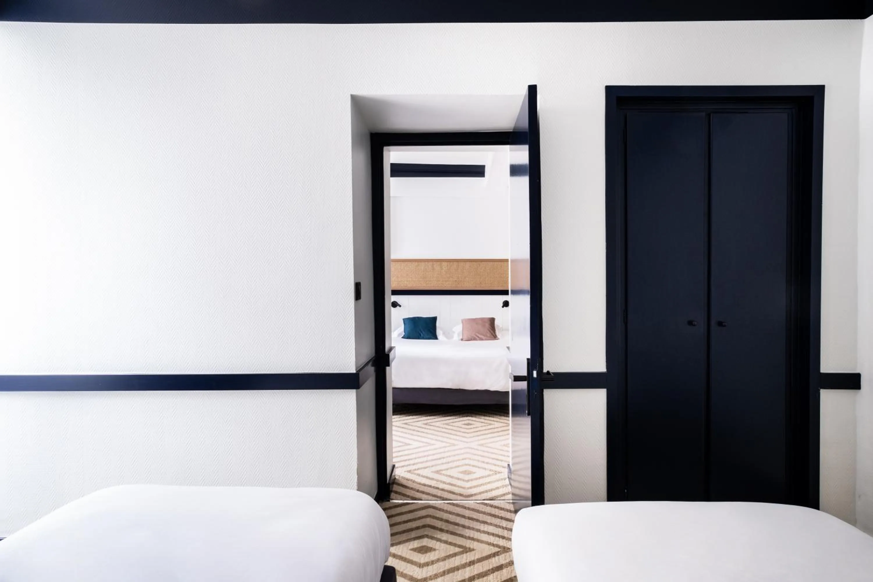 Photo of the whole room, Bed in Hôtel Le Français