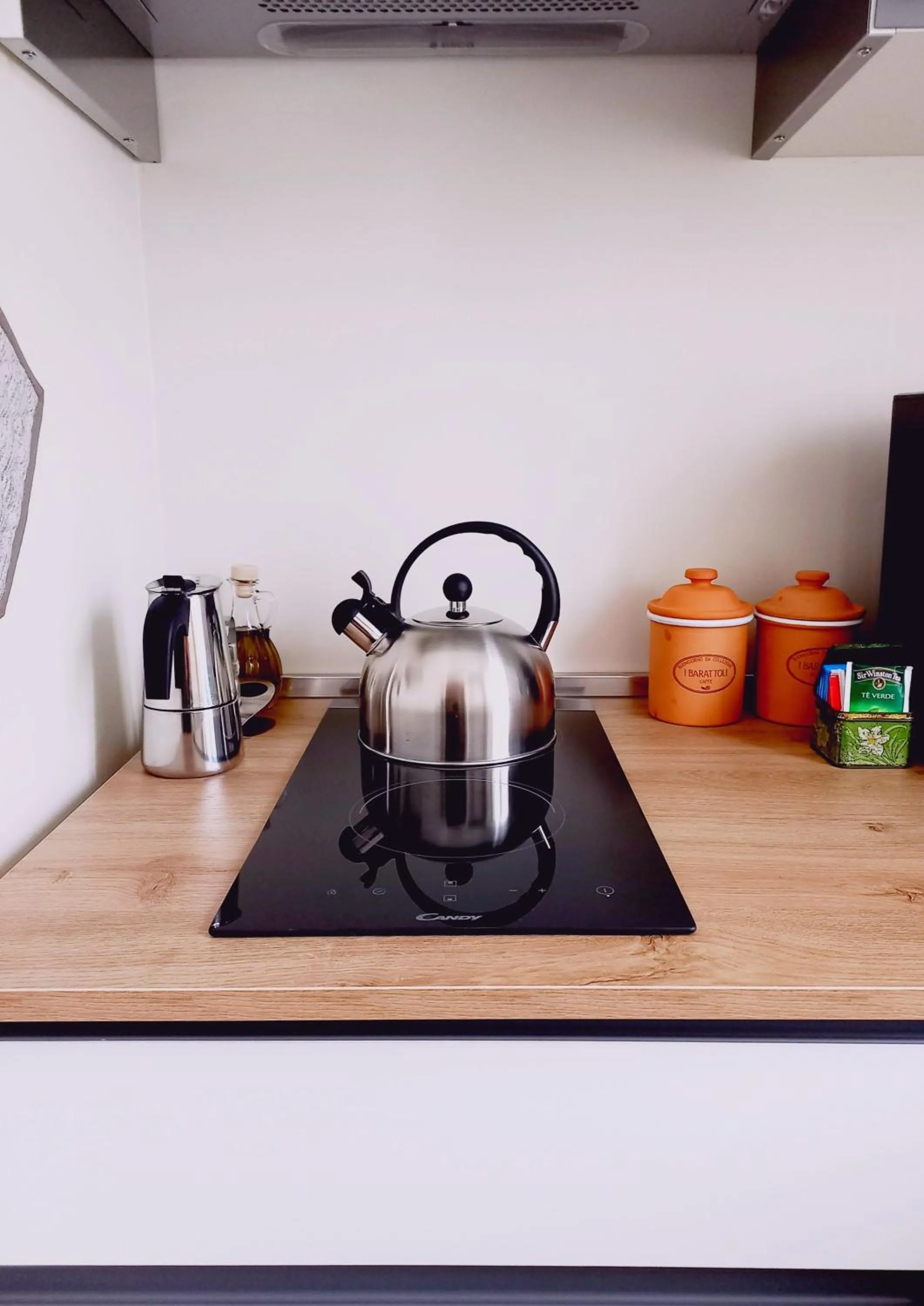 Kitchen or kitchenette in Locanda del Sale Affittacamere