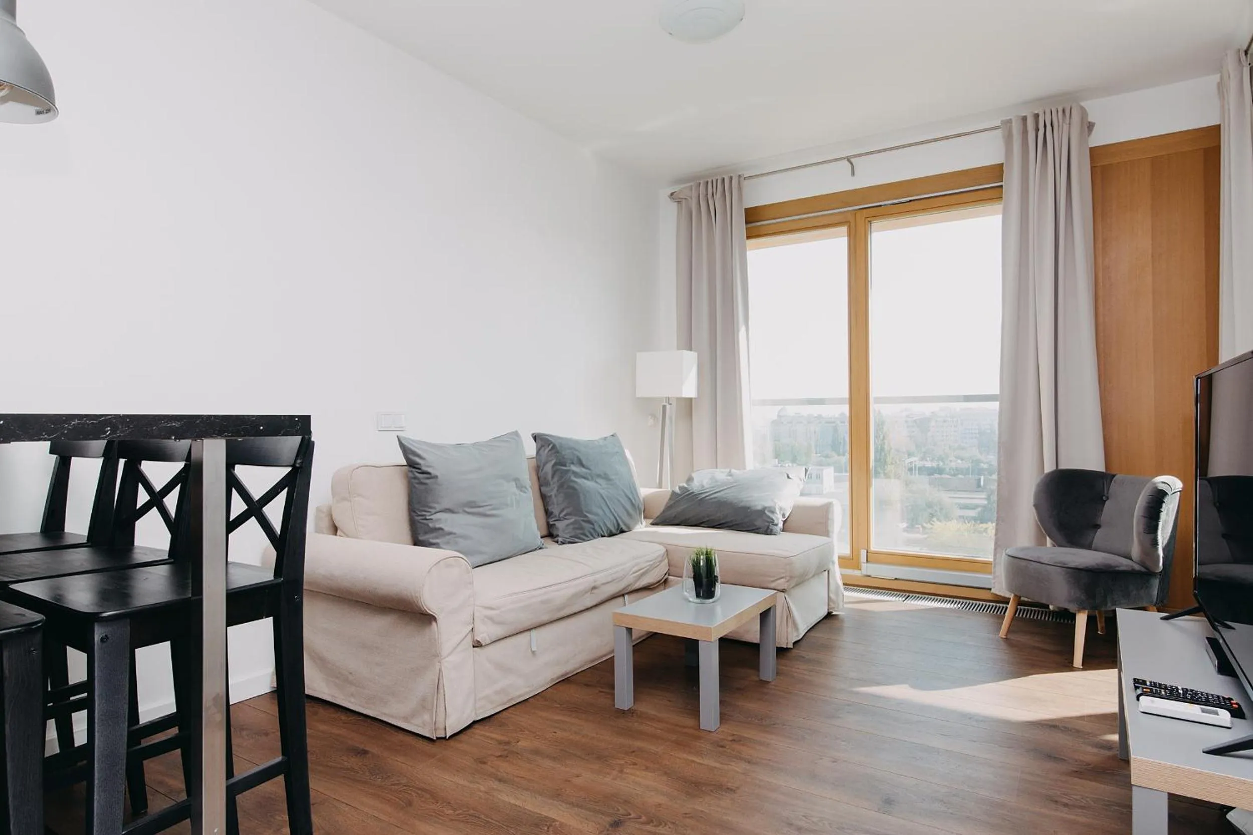 Bed in ShortStayPoland Kolejowa (B10)