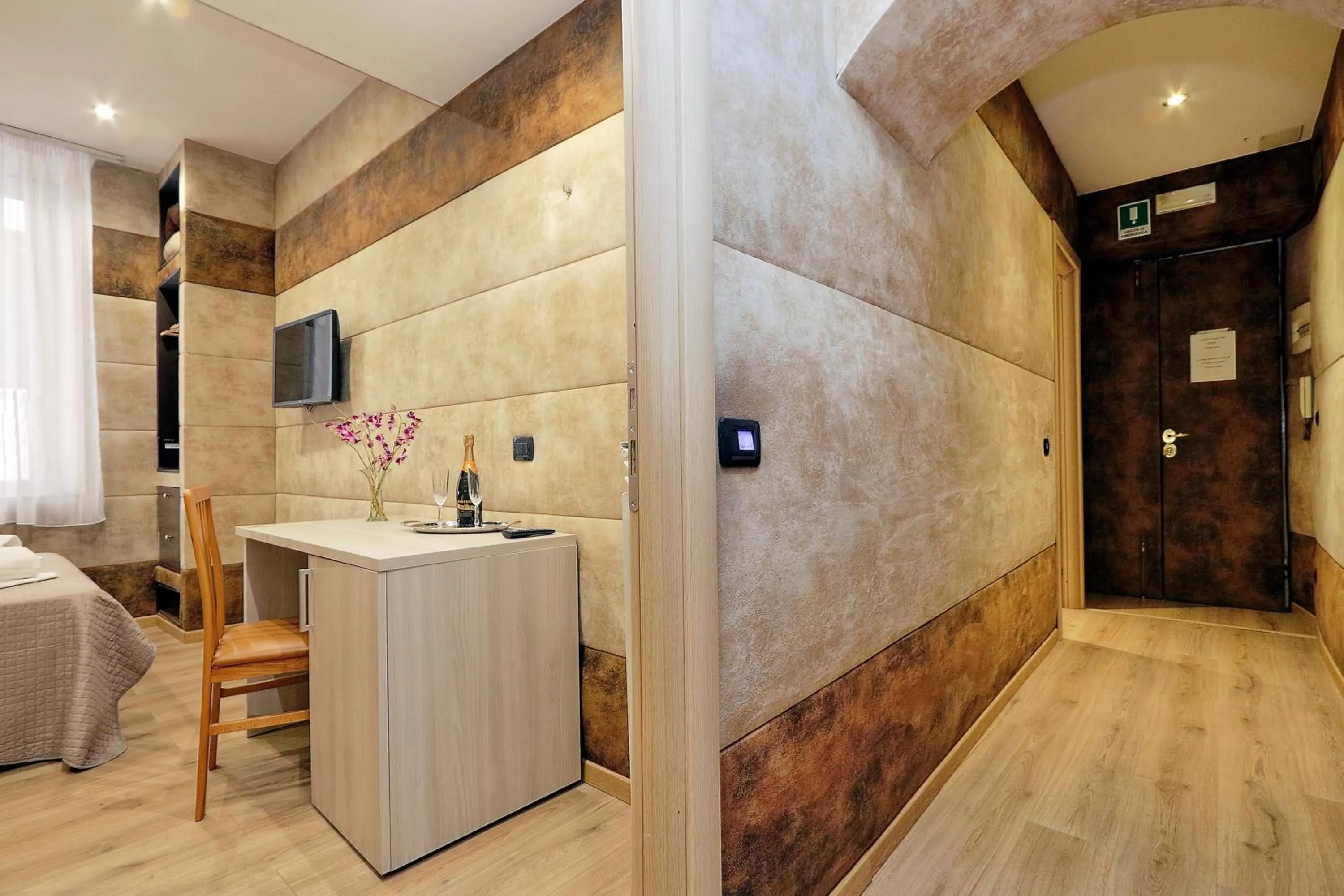 Bed in Gialli Vatican Guesthouse