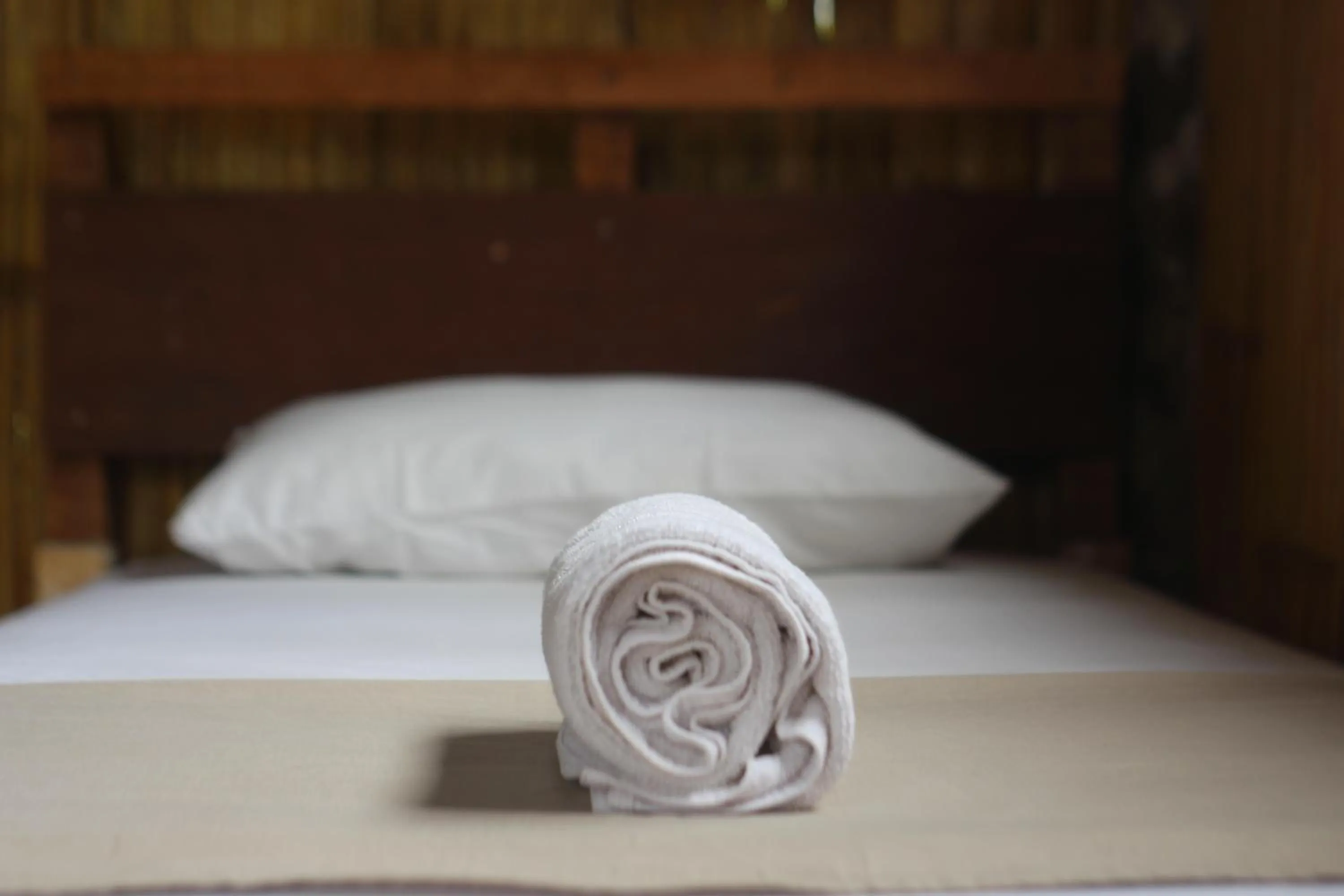 Bed in Jungle House - surf & stay