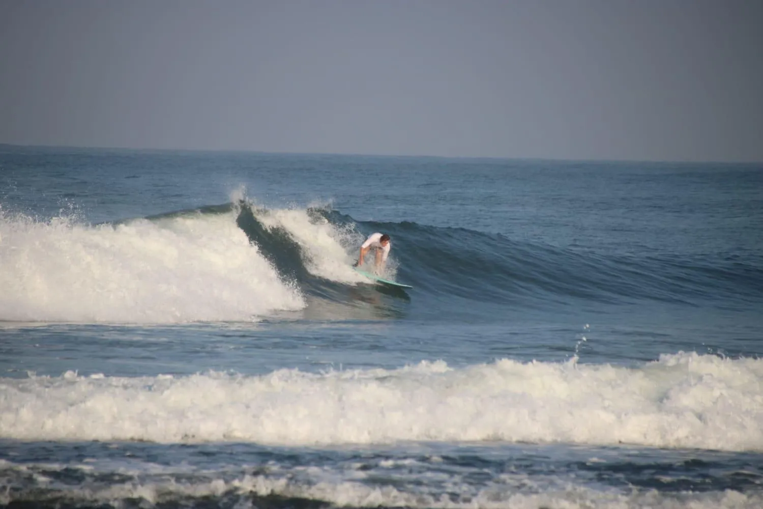 Jungle House - surf & stay