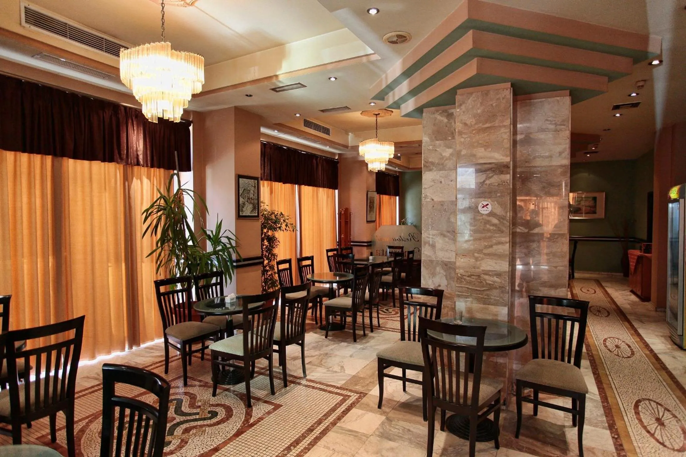 Lounge or bar in Hotel Regency