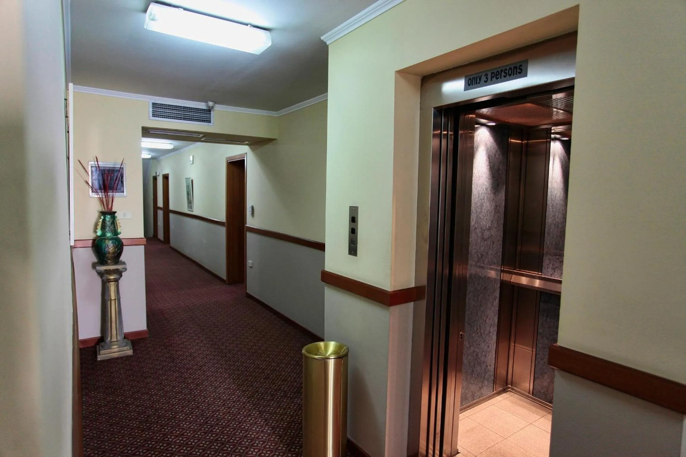 Area and facilities in Hotel Regency