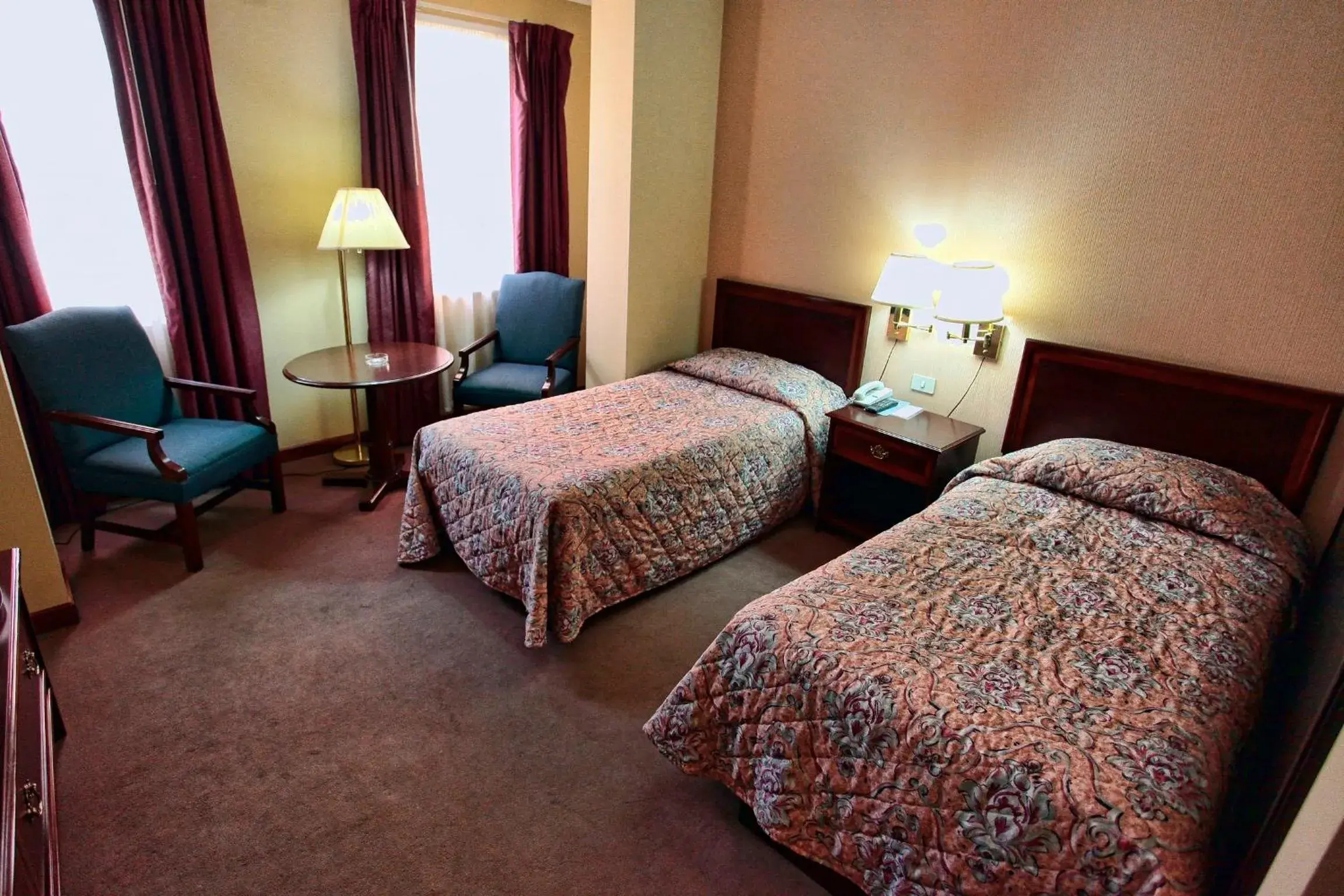 Bedroom, Bed in Hotel Regency Bedroom, Bed in Hotel Regency