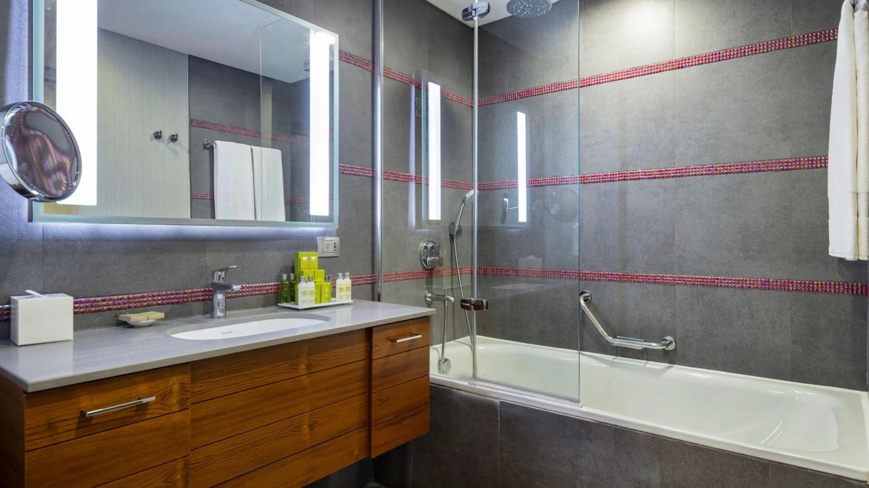 Bathroom in DoubleTree by Hilton Kusadasi