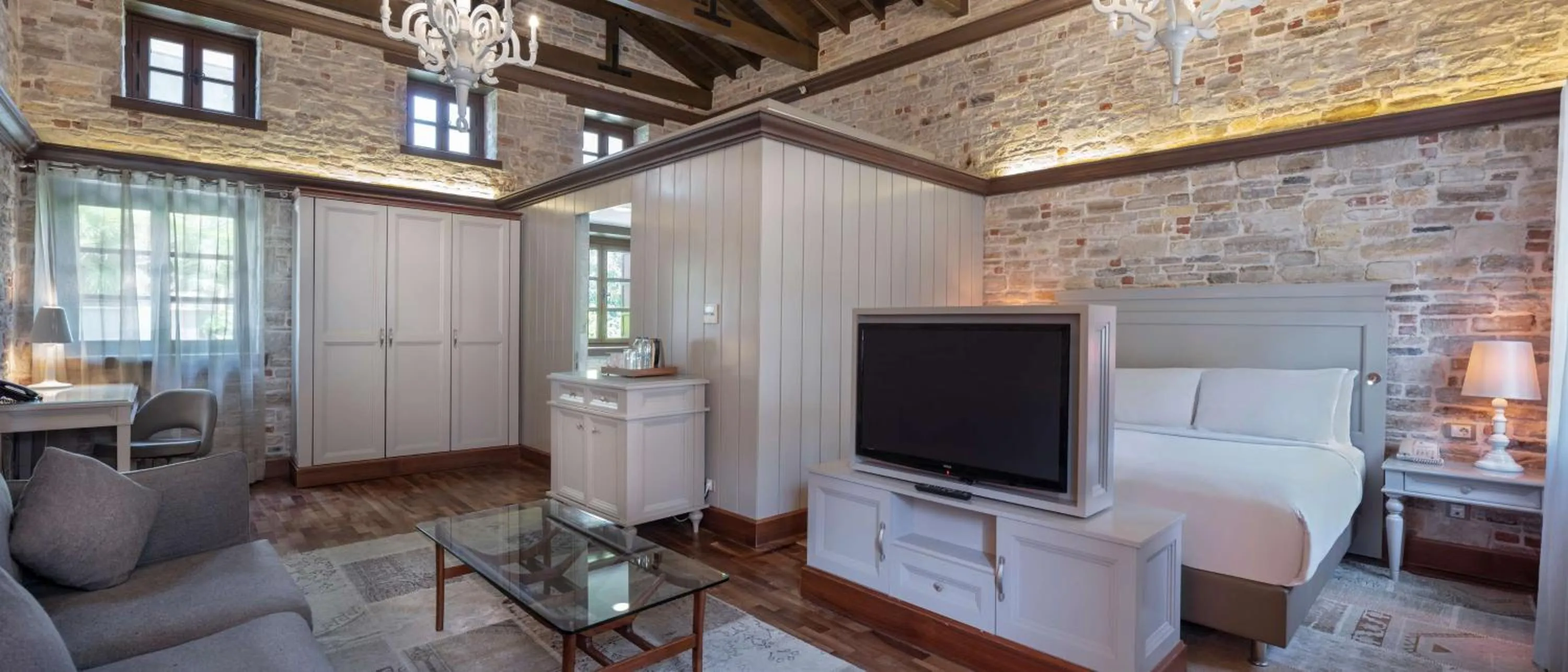 Living room in DoubleTree by Hilton Kusadasi