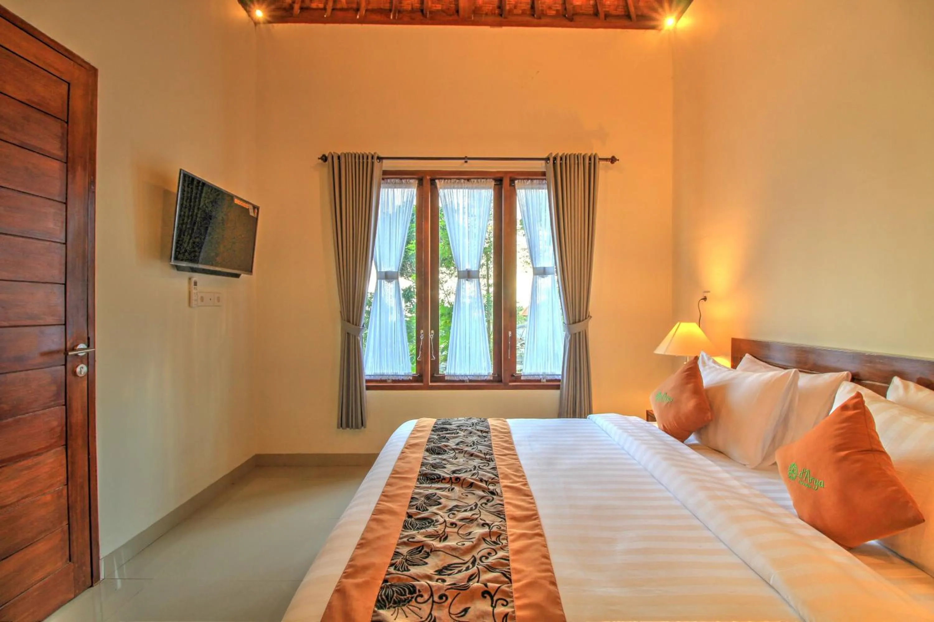 Photo of the whole room, Bed in Arya Resort Nusa Penida