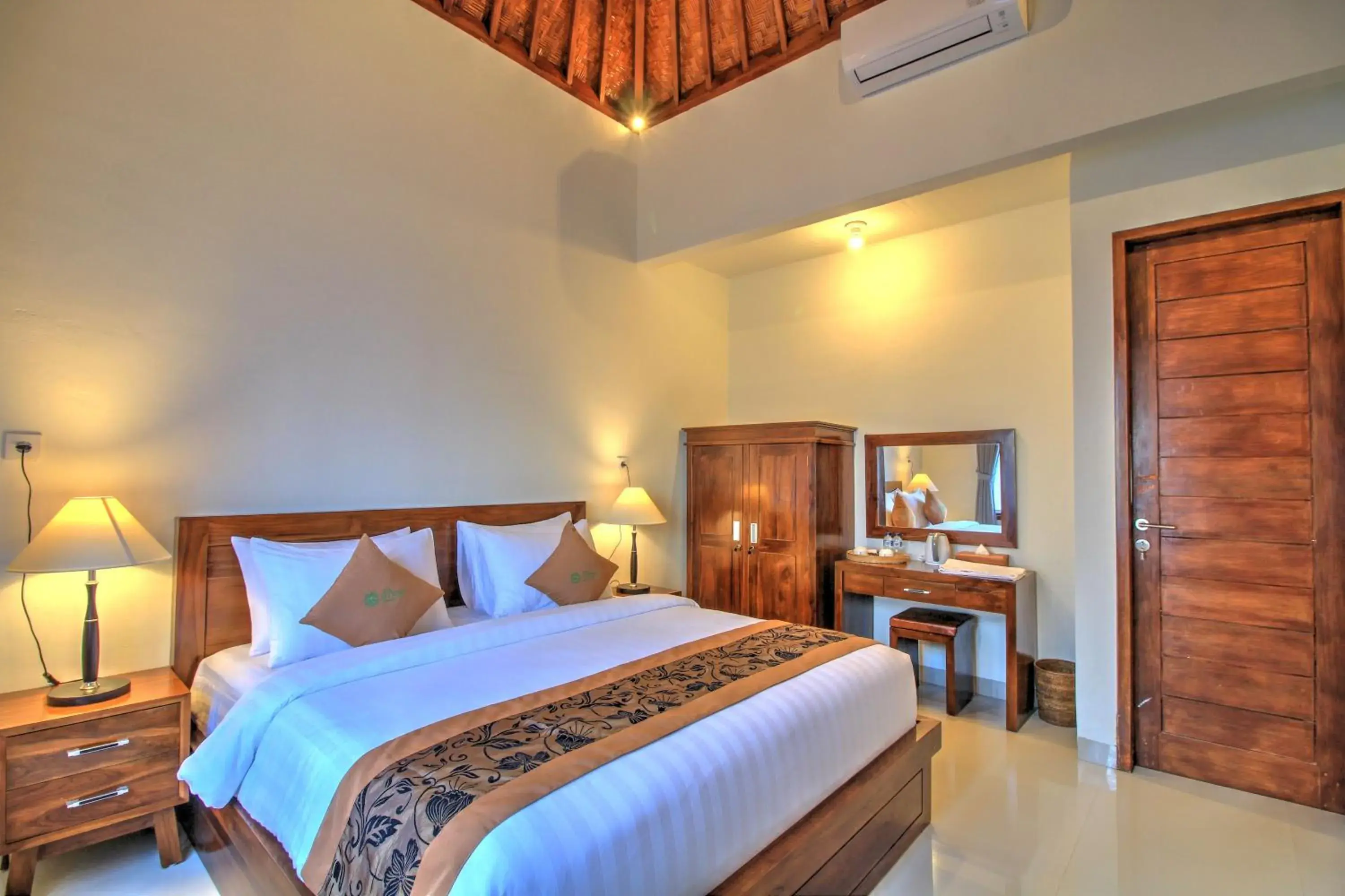 Two-Bedroom Cottage in Arya Resort Nusa Penida Two-Bedroom Cottage in Arya Resort Nusa Penida