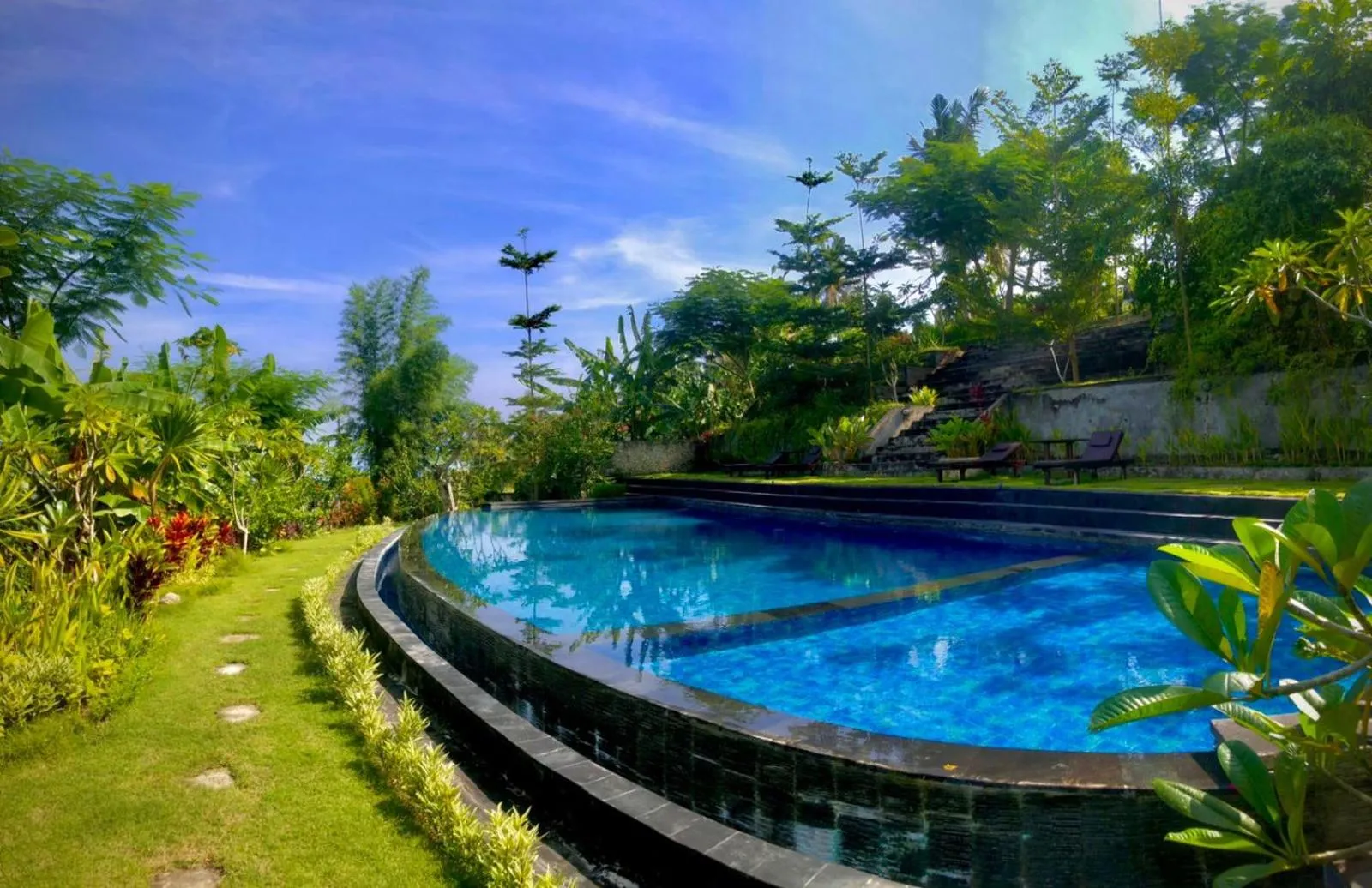 Pool view in Arya Resort Nusa Penida