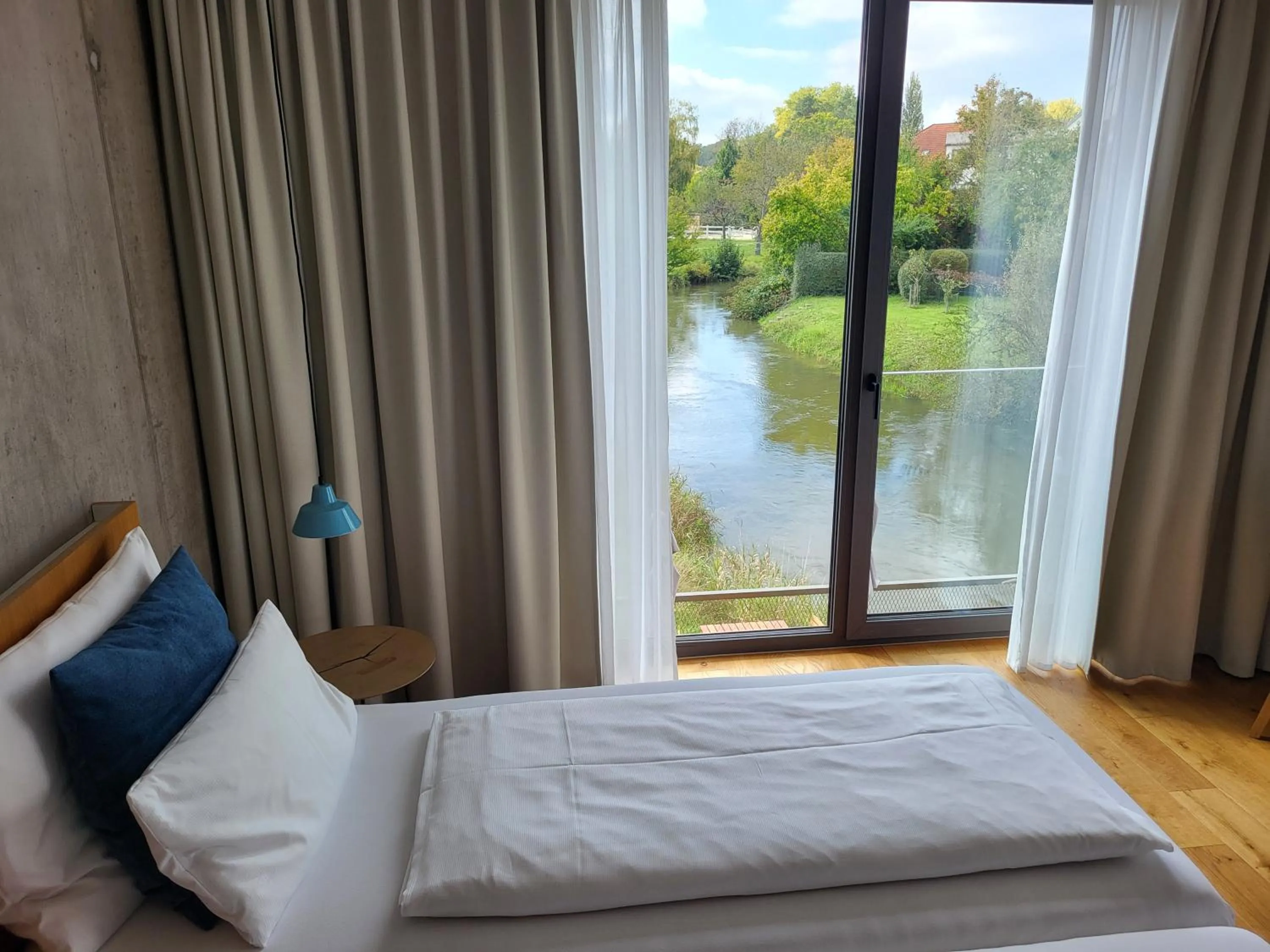 Bedroom, Bed in Sternen Bohlingen Aparthotel