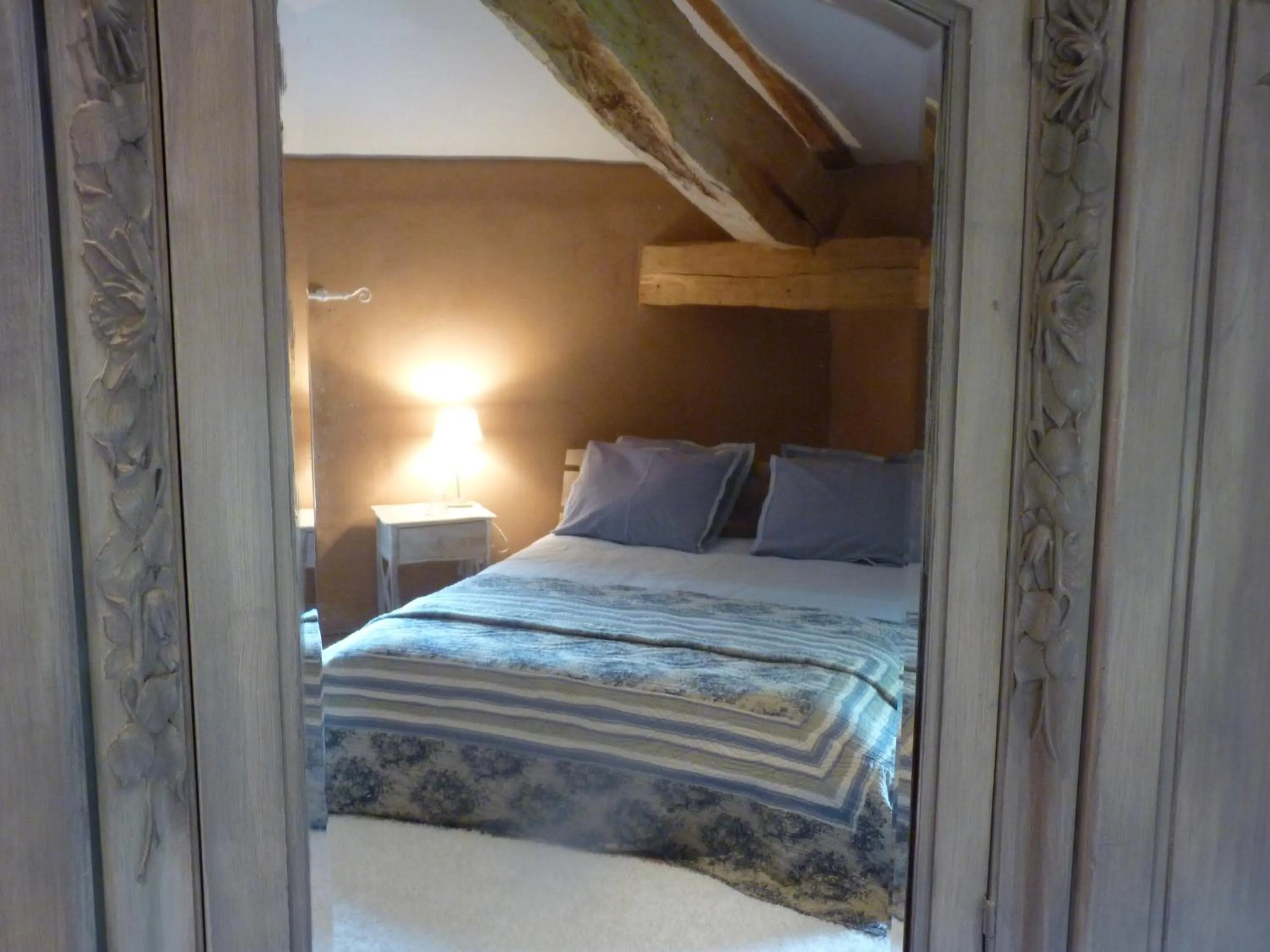 Photo of the whole room, Bed in Le Fraysse