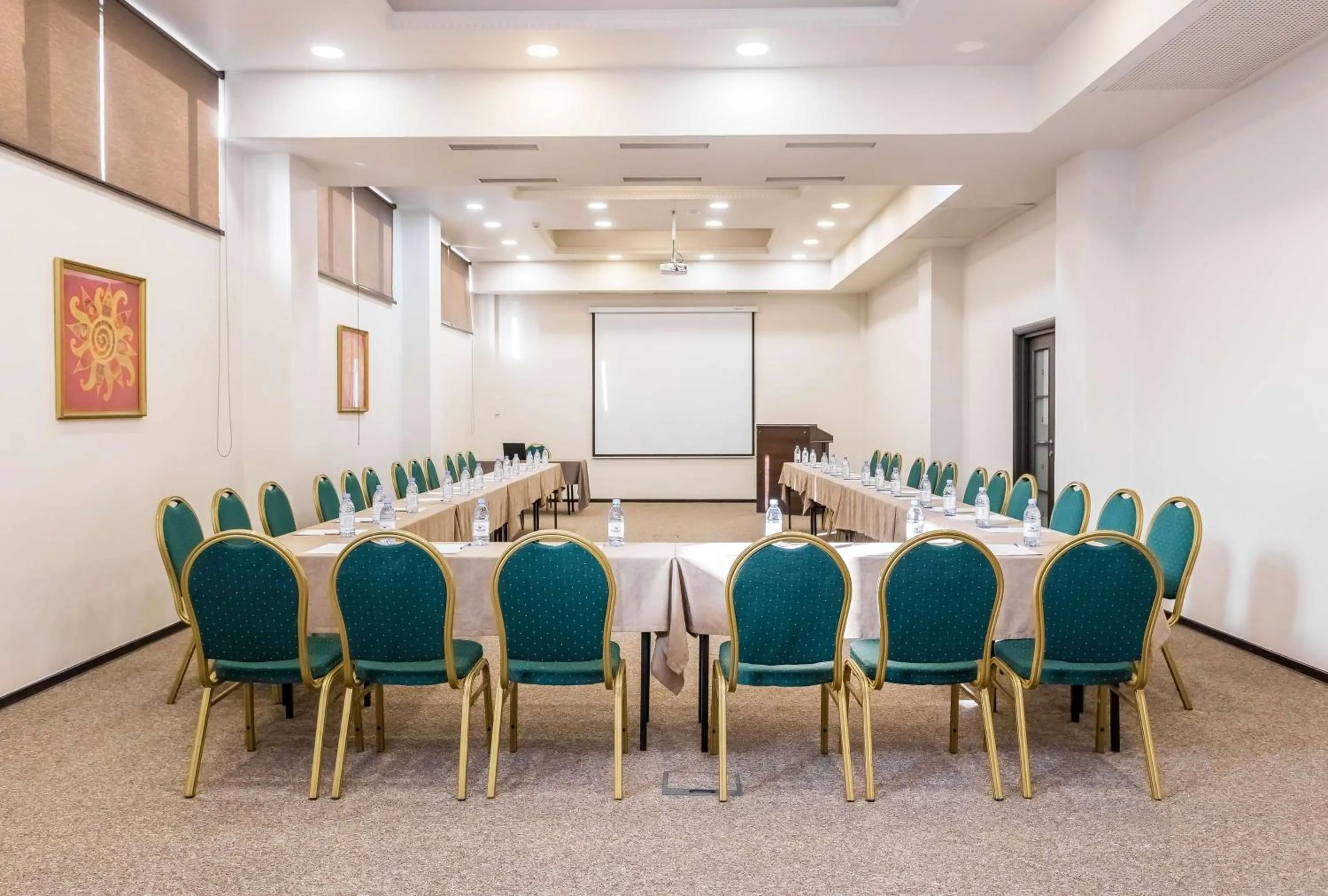 Meeting/conference room in Best Western Plus Atakent Park Hotel