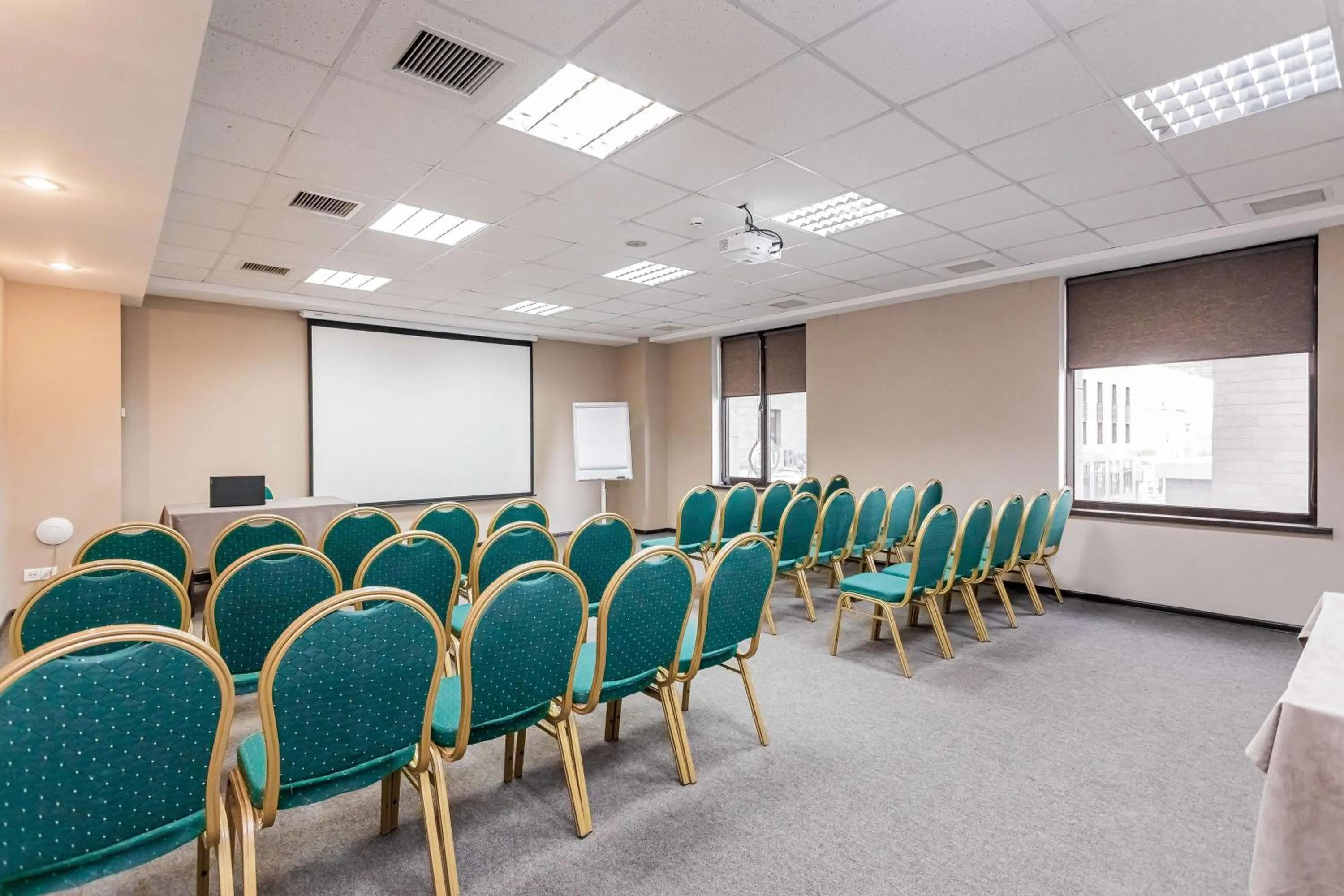 Meeting/conference room in Best Western Plus Atakent Park Hotel