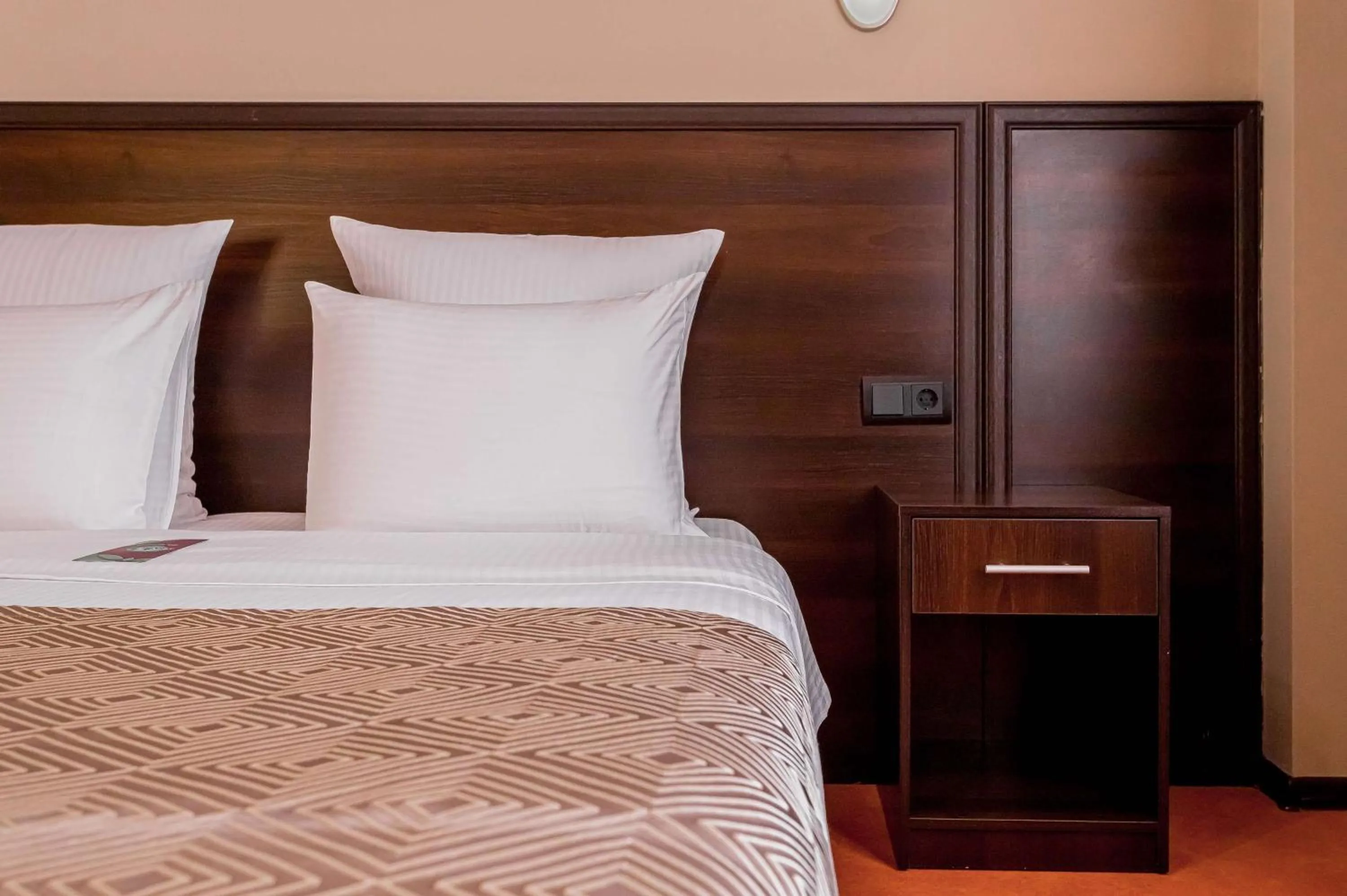 Standard Double Room with One Bed - Smoking in Best Western Plus Atakent Park Hotel