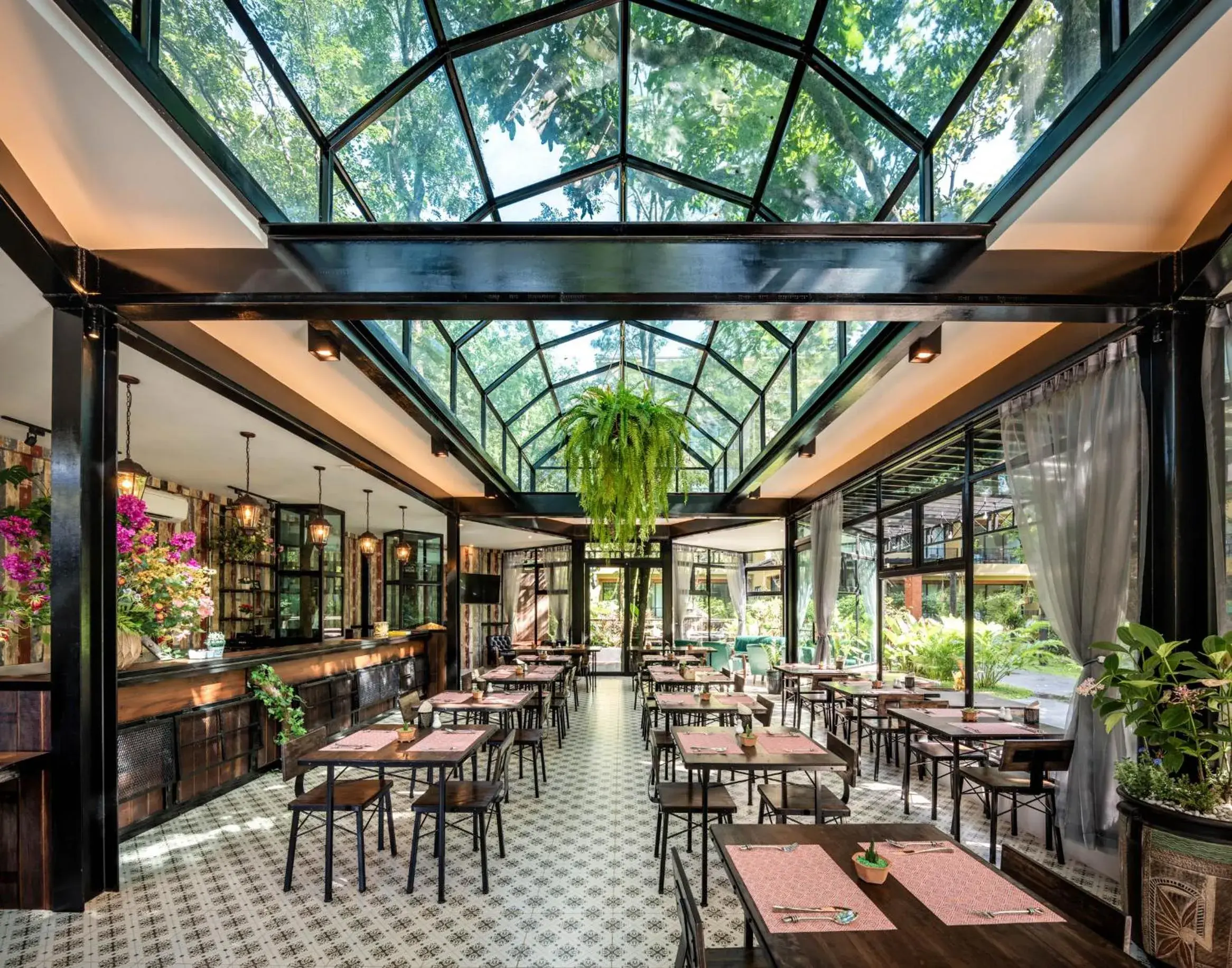 Restaurant/places to eat in TREX Buriram Boutique Hotel Restaurant/places to eat in TREX Buriram Boutique Hotel