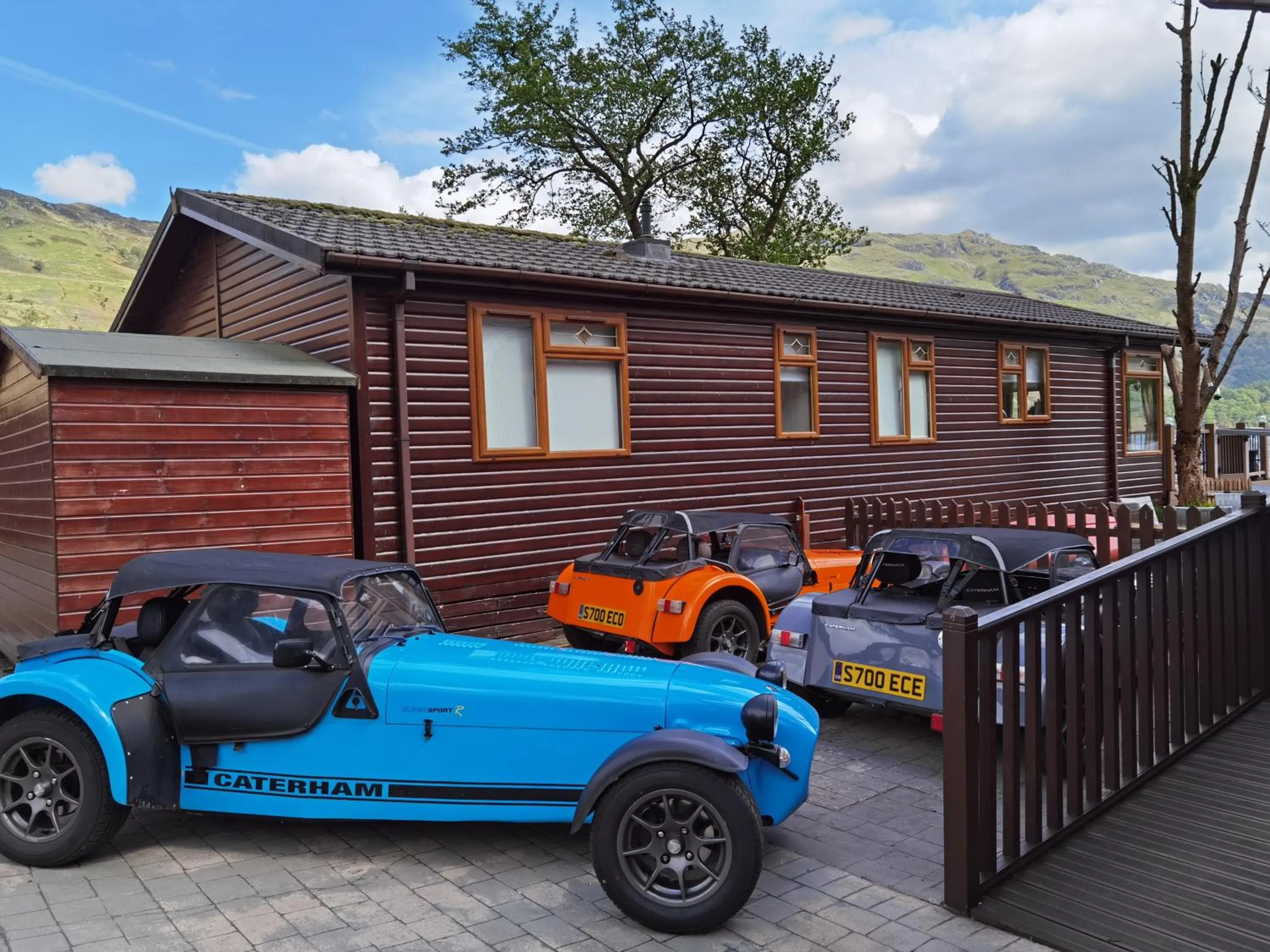 Property building in Bonnie Banks Lodge Ardlui