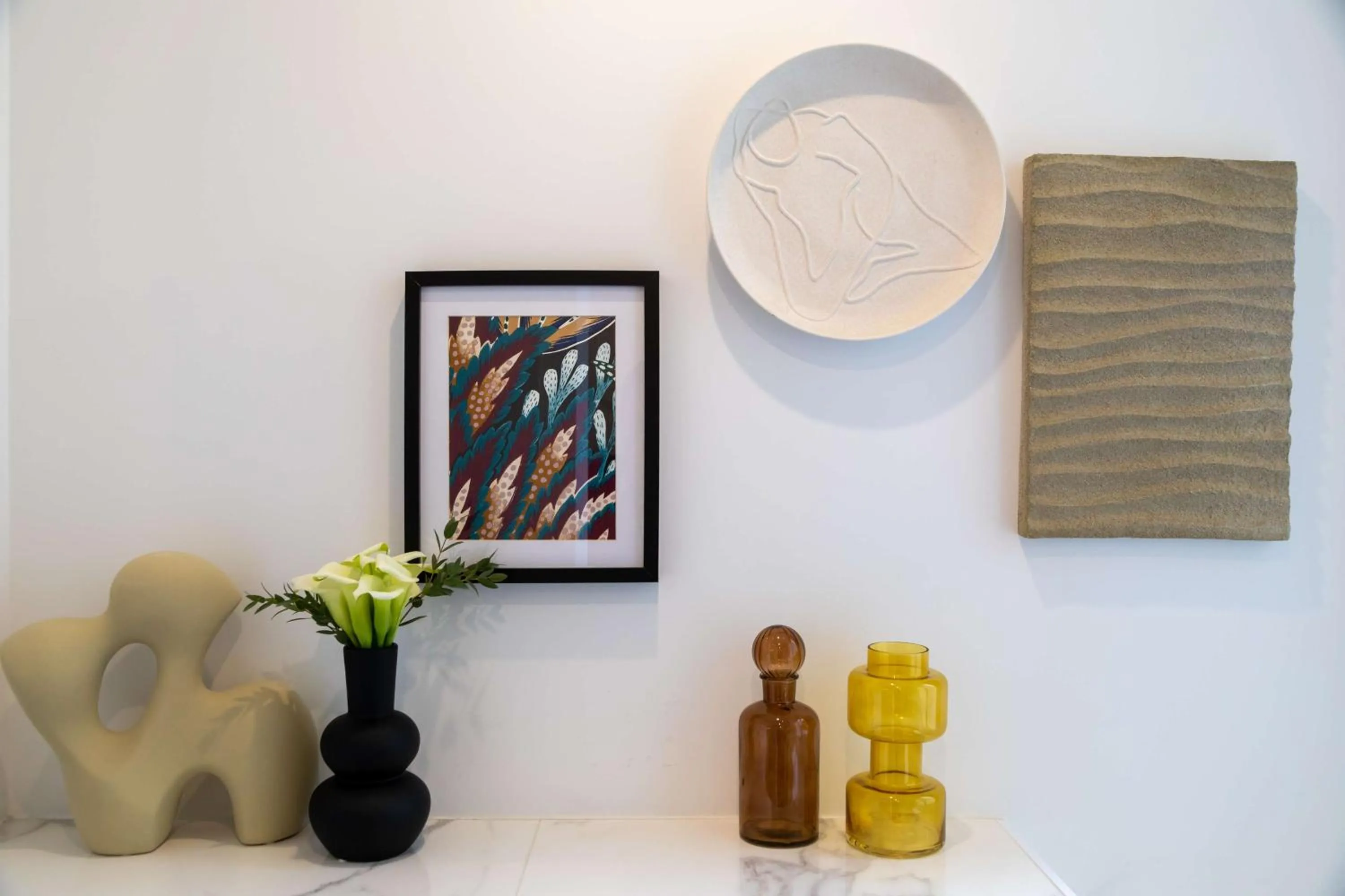 Photo of the whole room in Hotel Camille Paris Tapestry Collection by Hilton