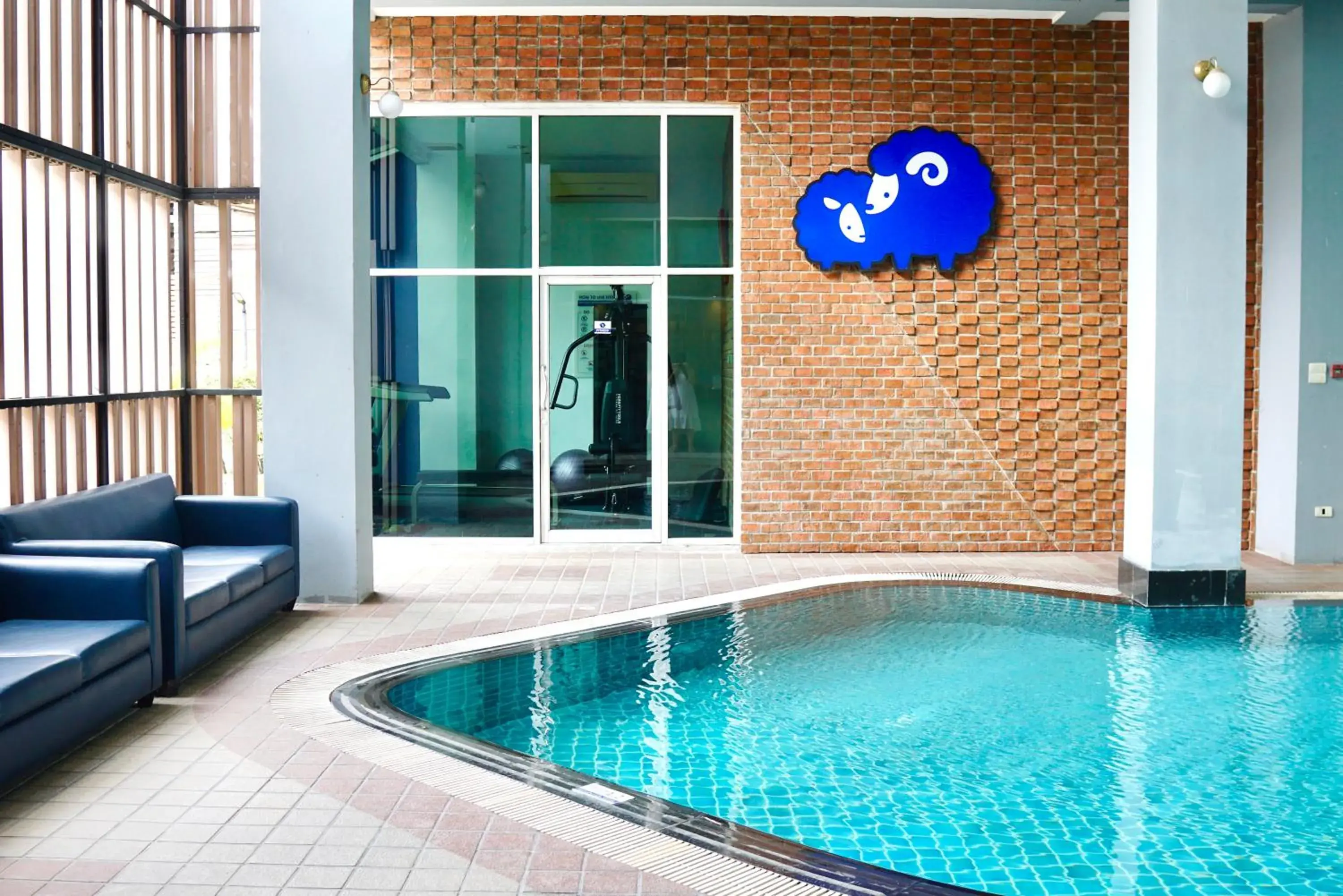 Swimming pool in Kokotel Bangkok Dheva Thonglor Swimming pool in Kokotel Bangkok Dheva Thonglor