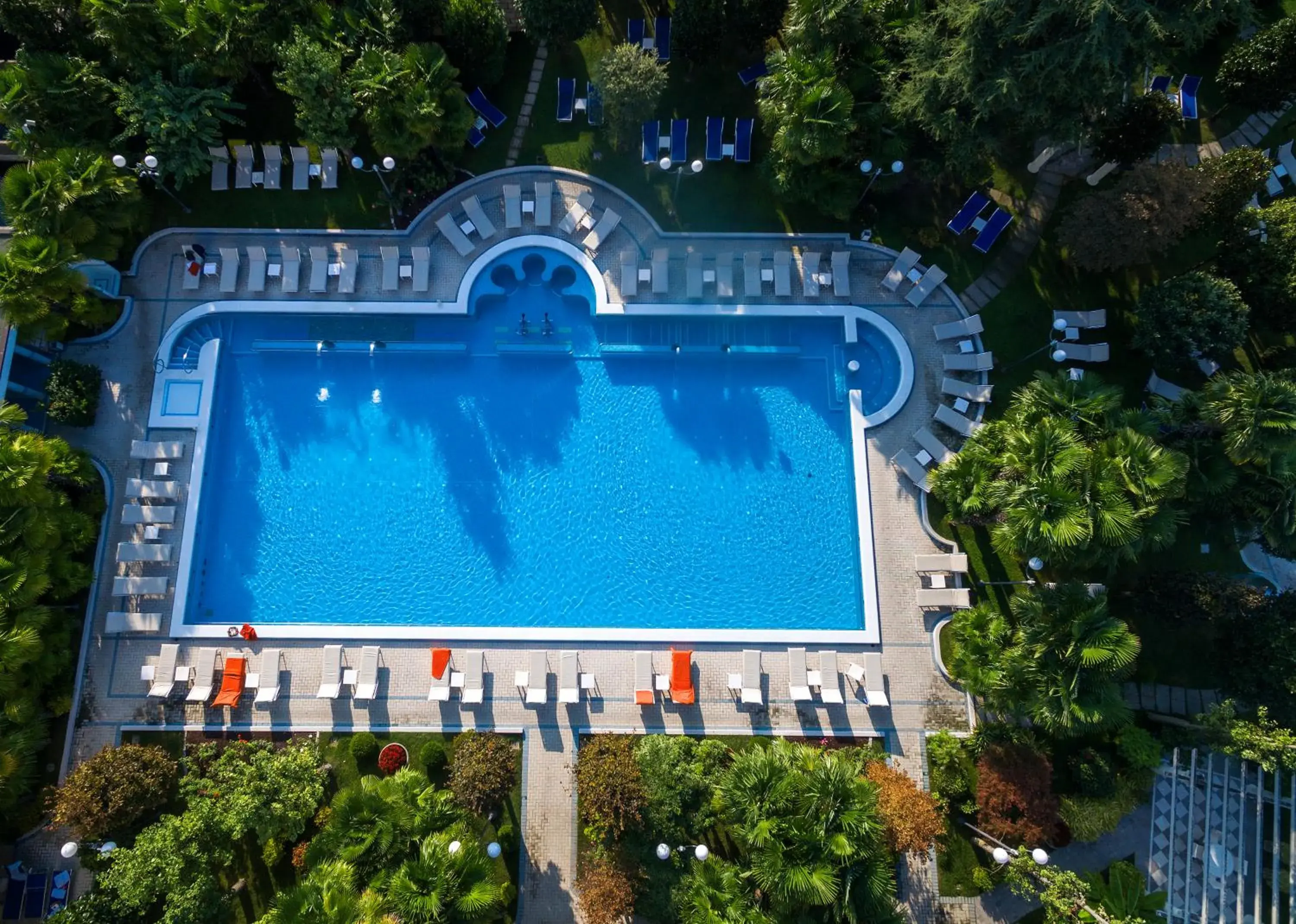 Swimming pool in Grand Hotel Trieste & Victoria Swimming pool in Grand Hotel Trieste & Victoria