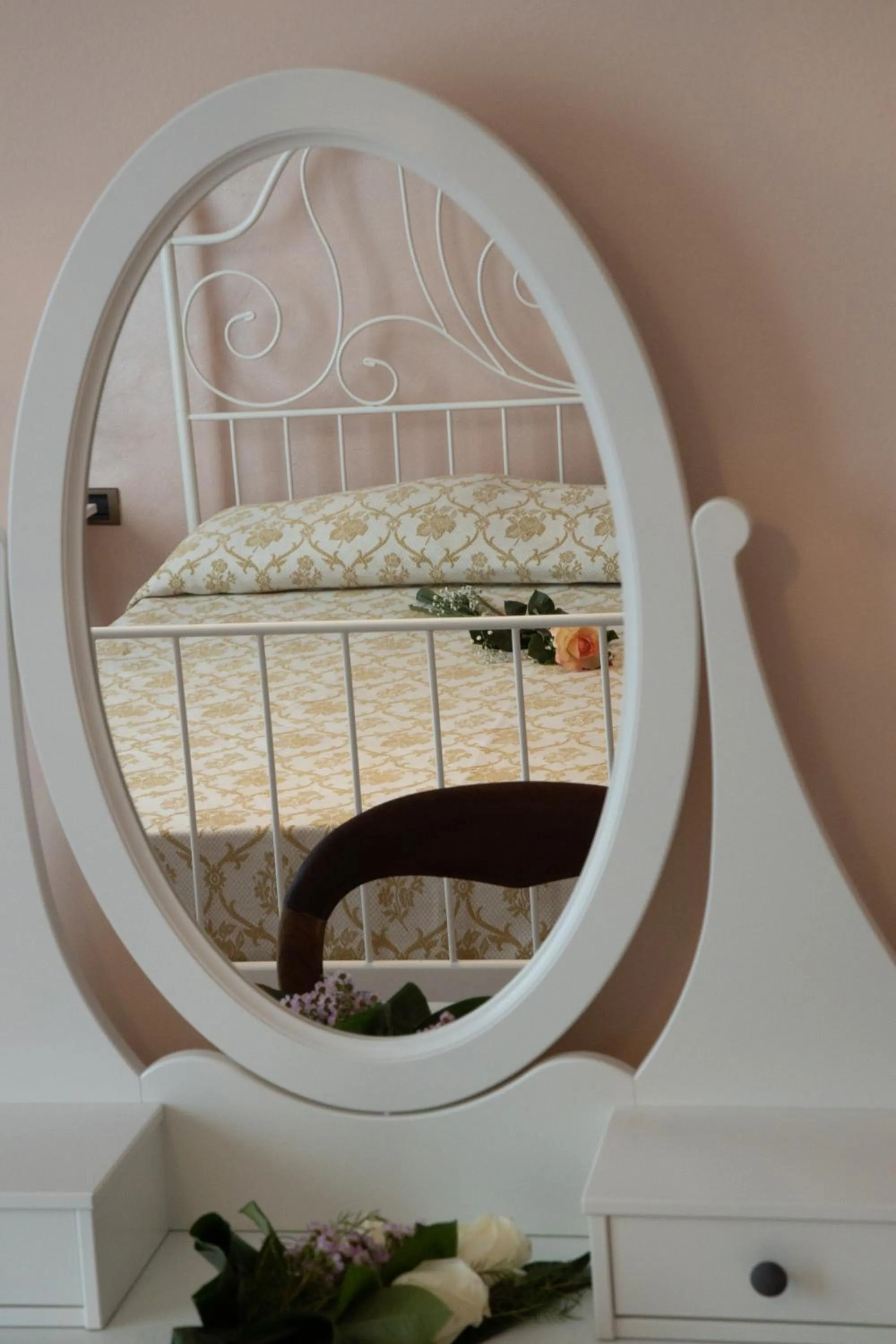 Decorative detail in Relais d 'Itria