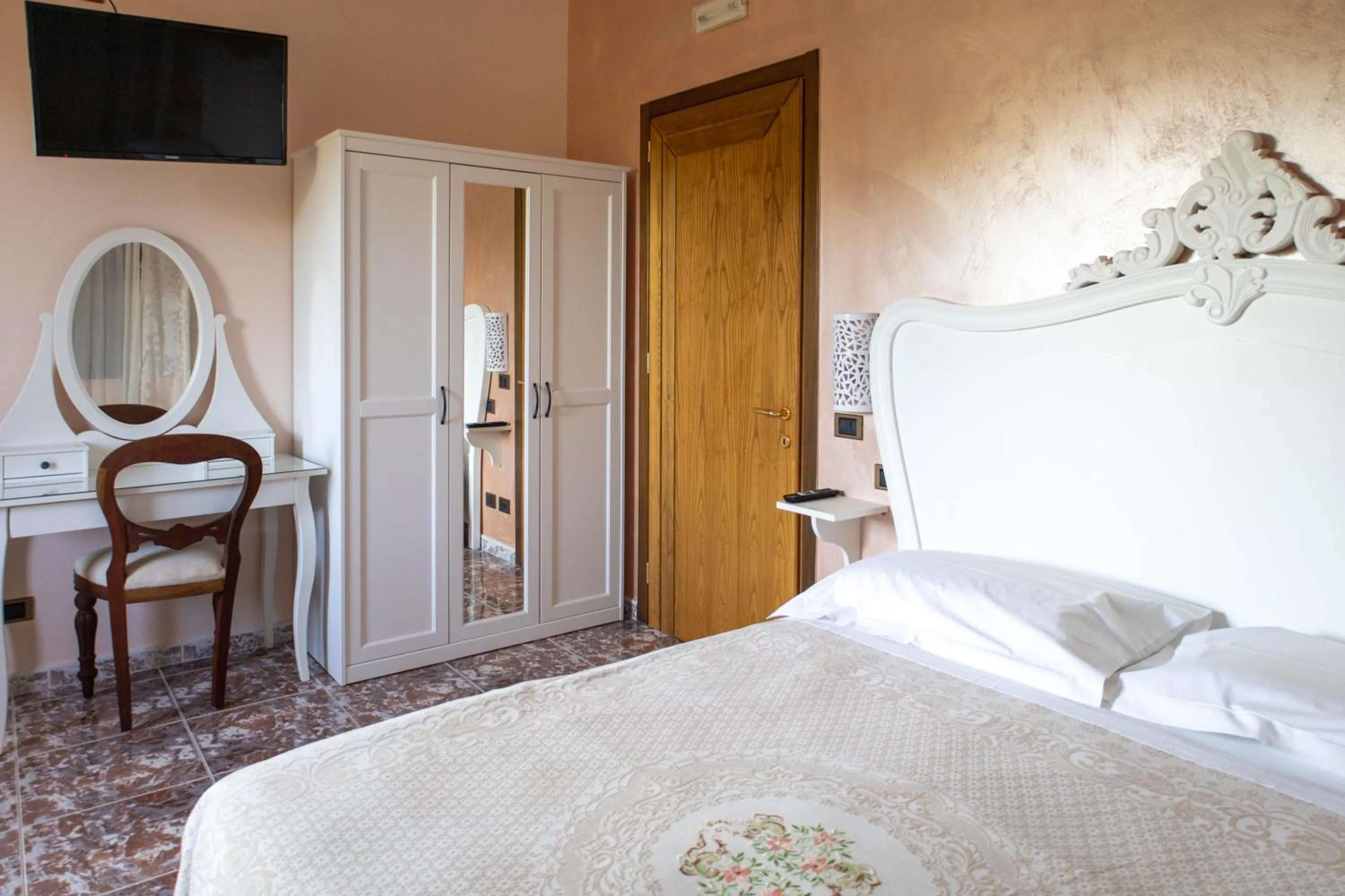 Bed in Relais d 'Itria