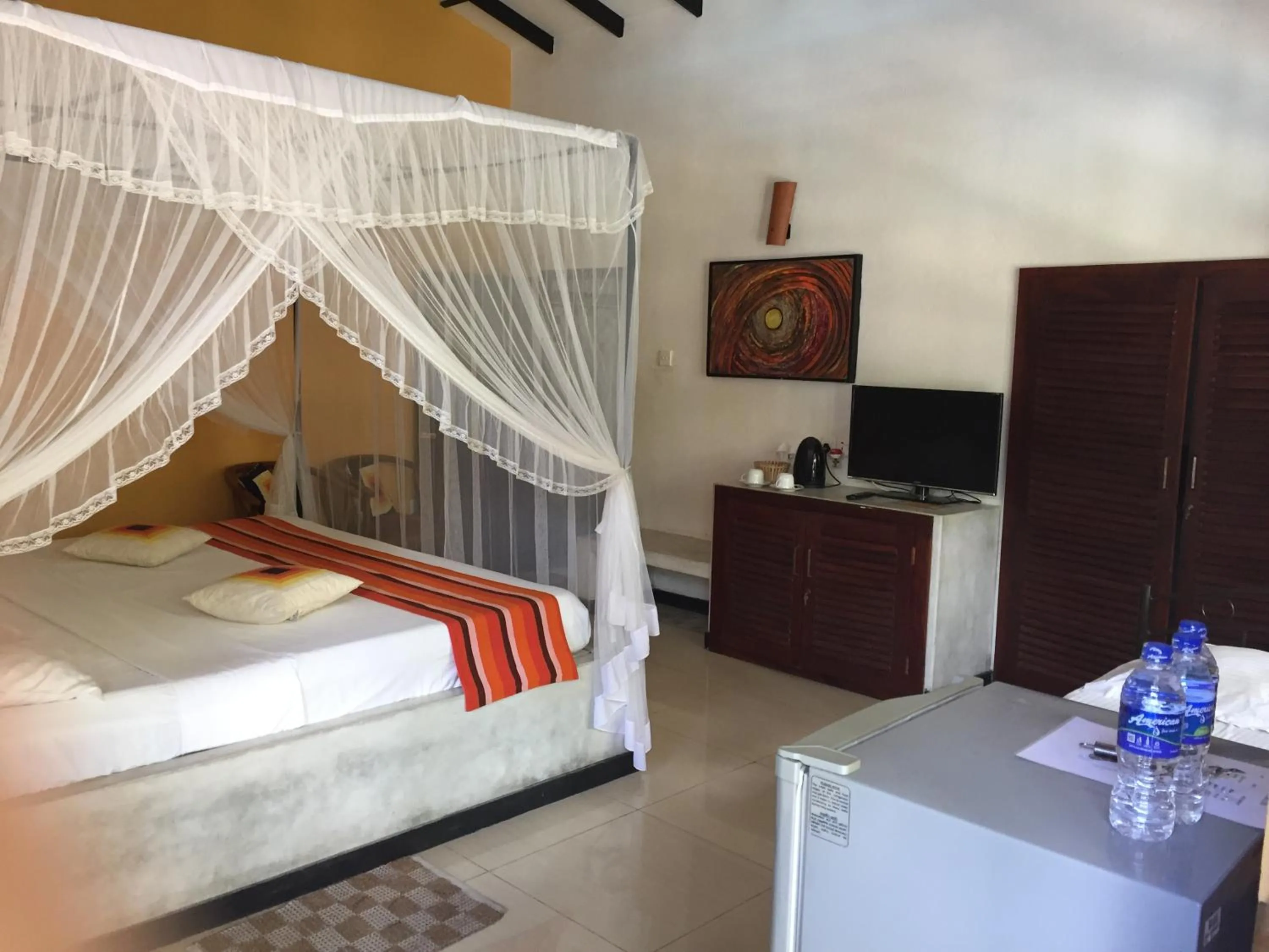 TV and multimedia, Bed in Hotel Flower Garden