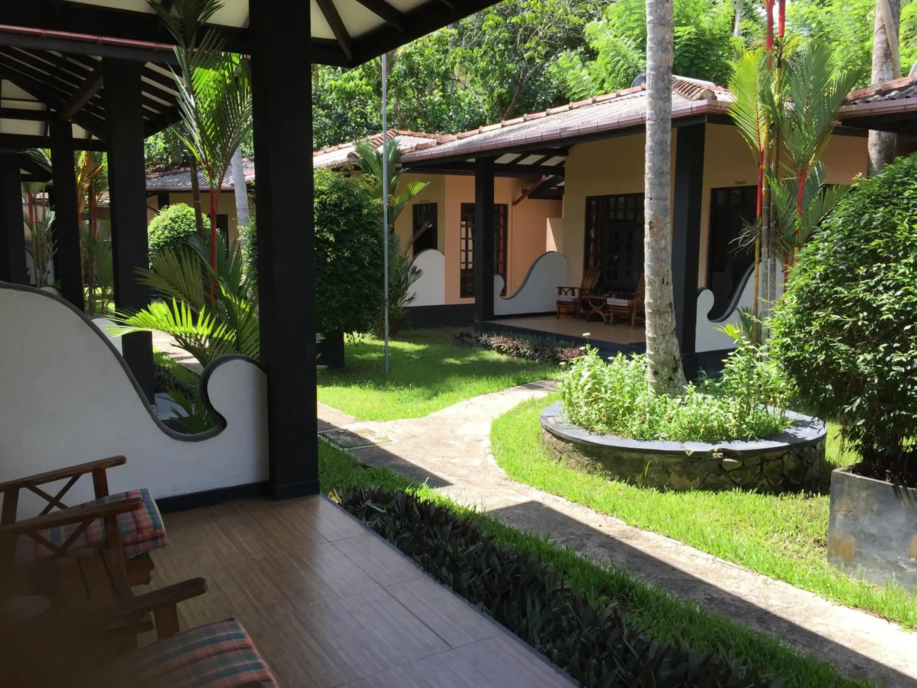 Property building in Hotel Flower Garden Property building in Hotel Flower Garden