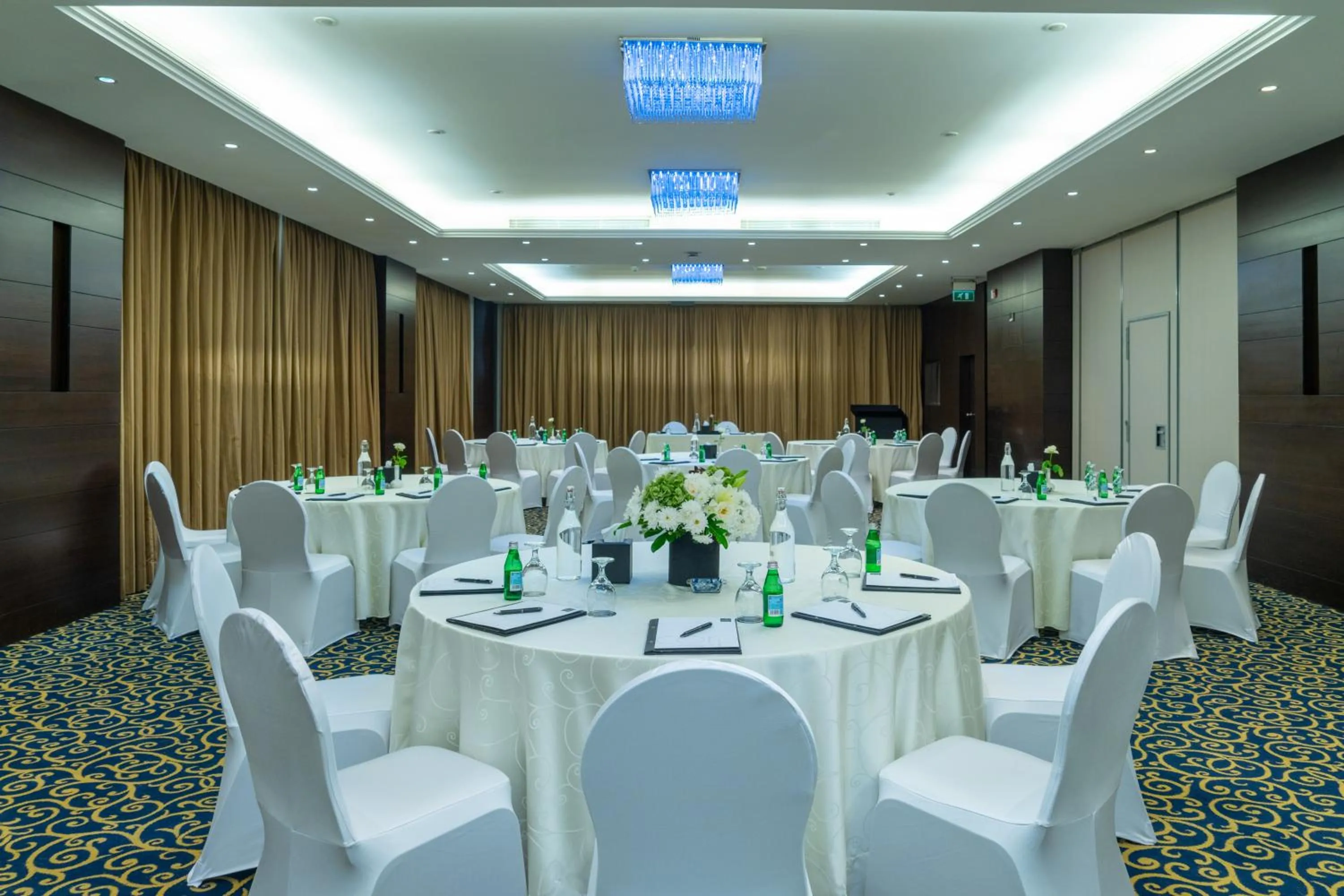 Meeting/conference room in Corp Amman Hotel