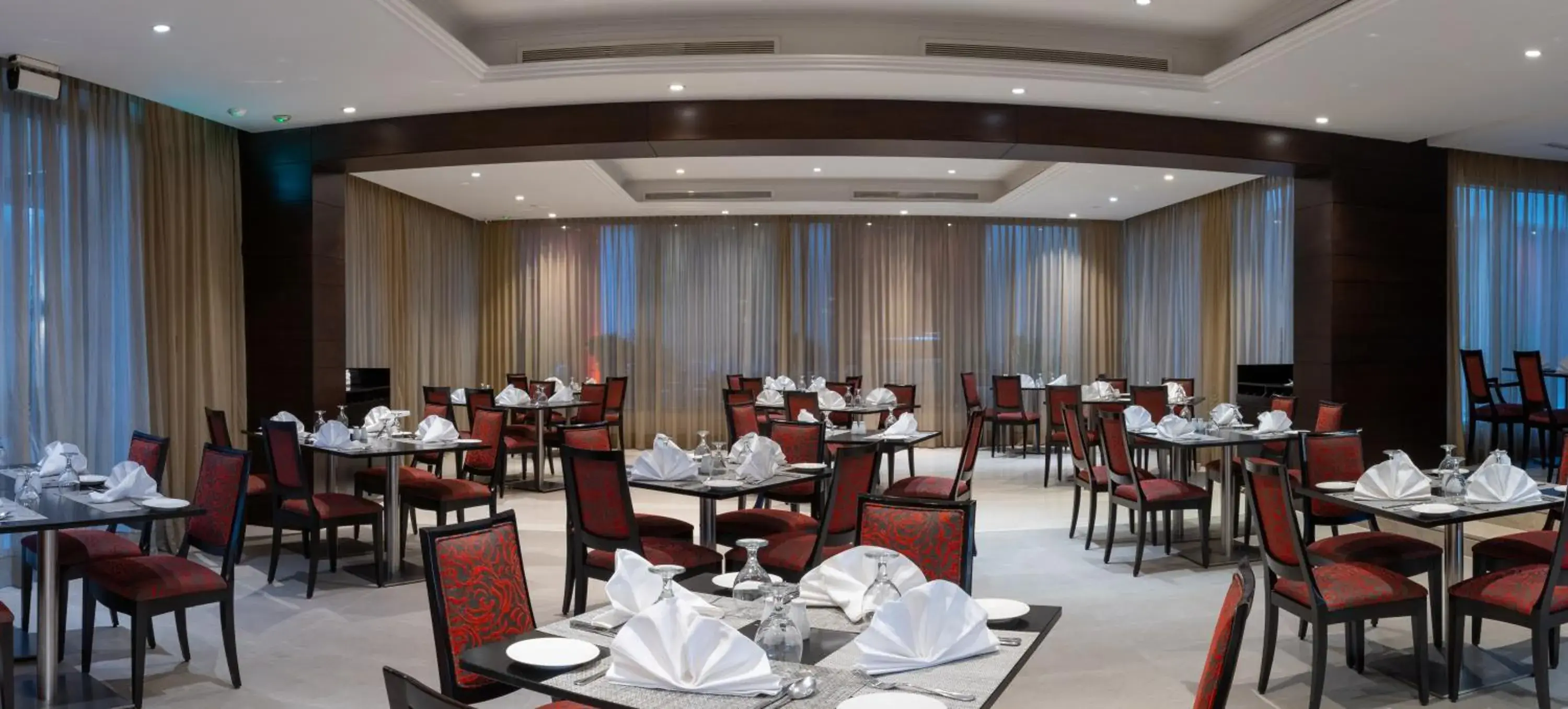 Restaurant/places to eat in Corp Amman Hotel Restaurant/places to eat in Corp Amman Hotel