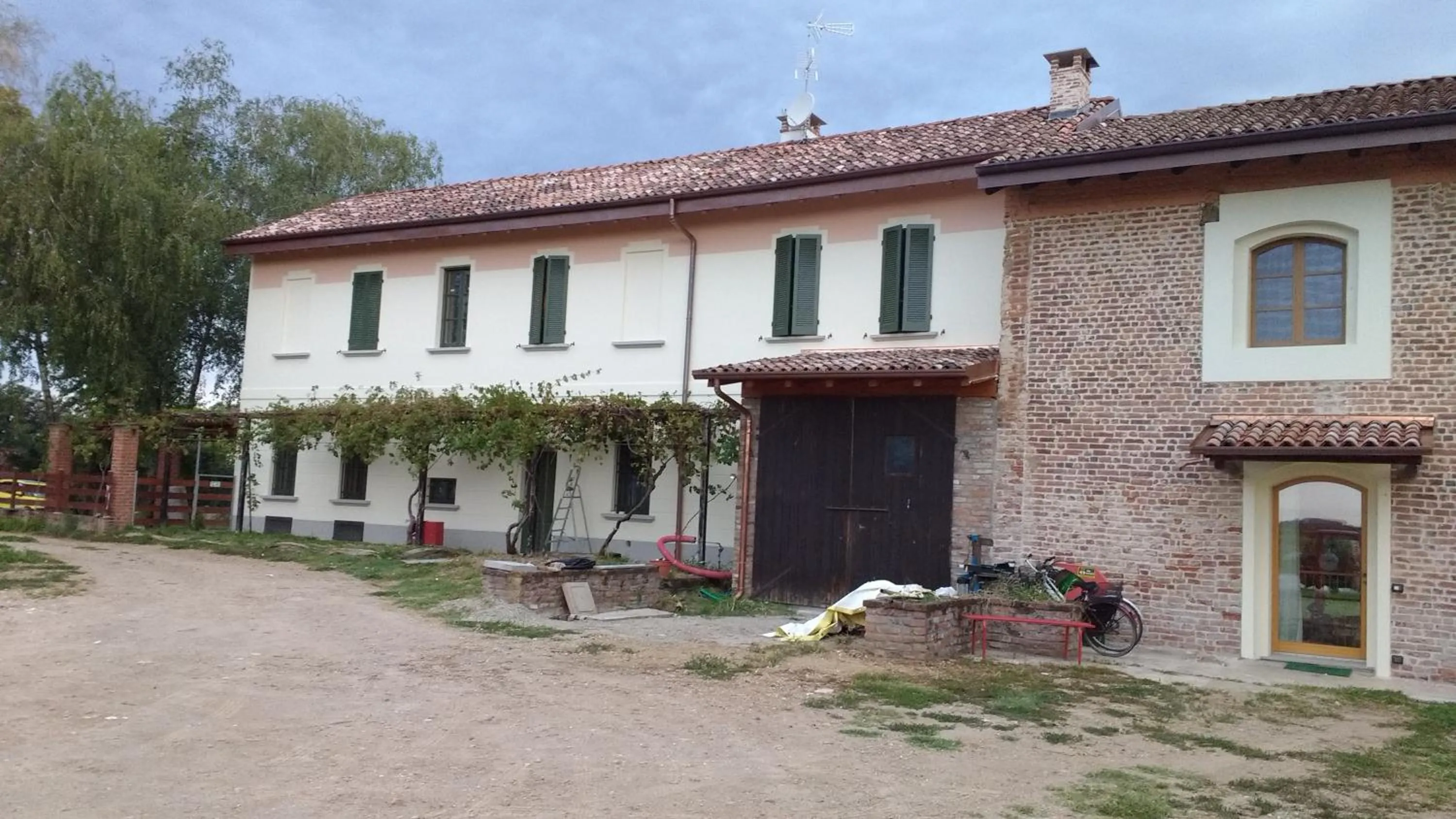 Property building in Agriturismo Cascina Poscallone