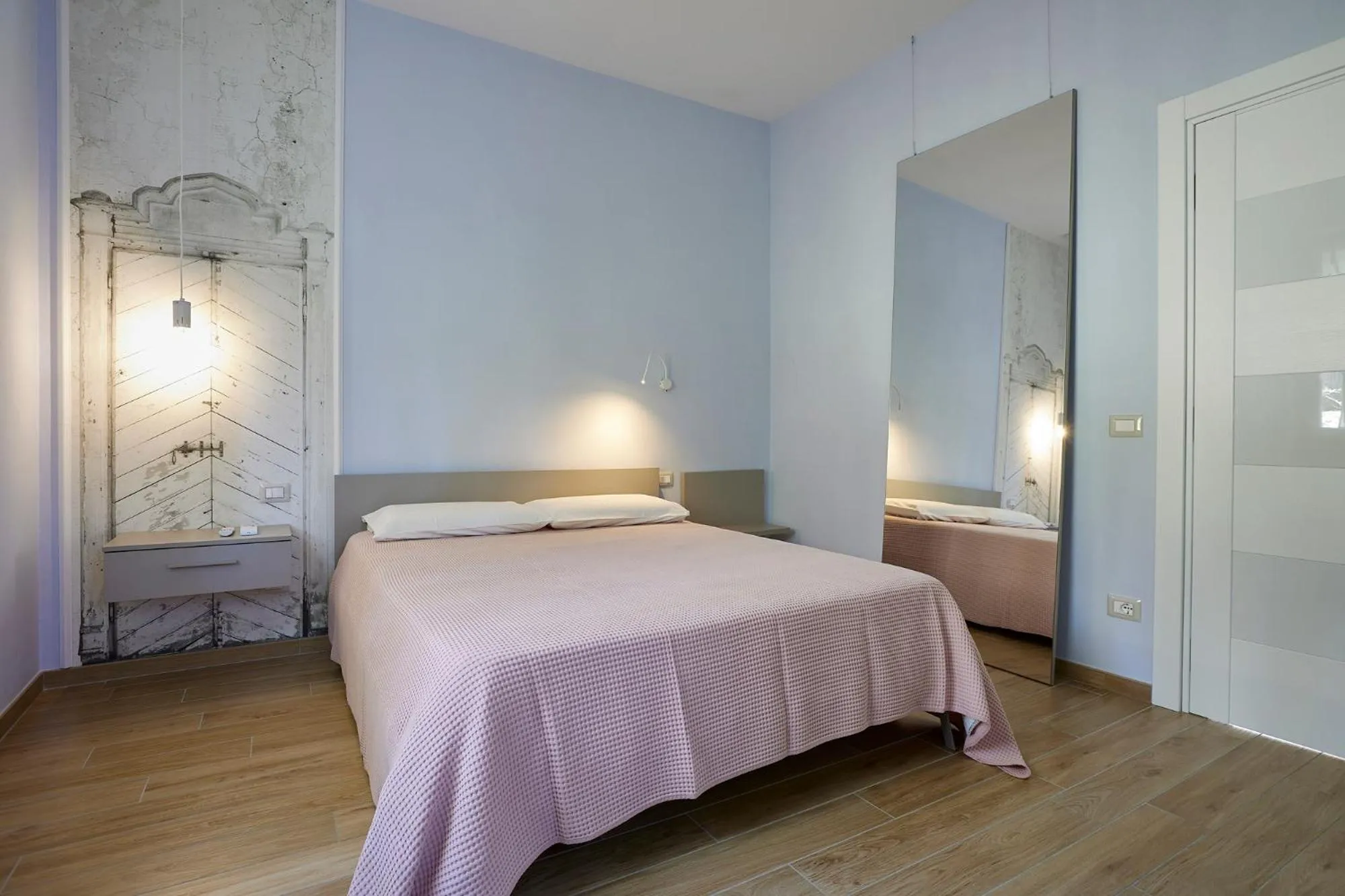 Bed in La Camelia Bianca B&B